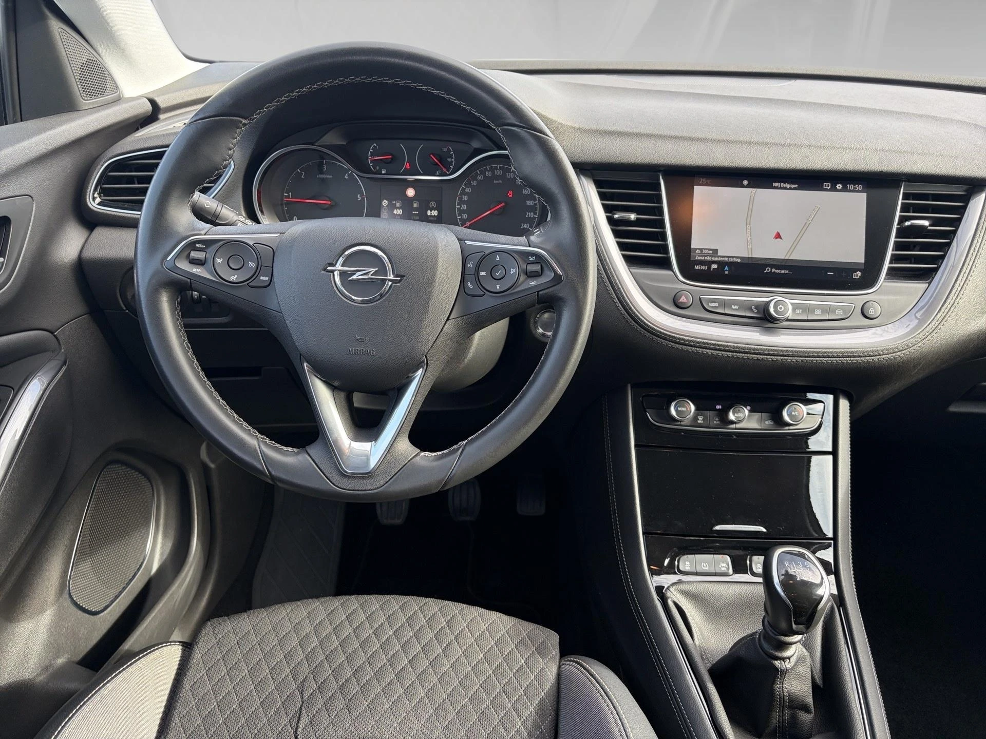 Opel-Grandland X-image-3