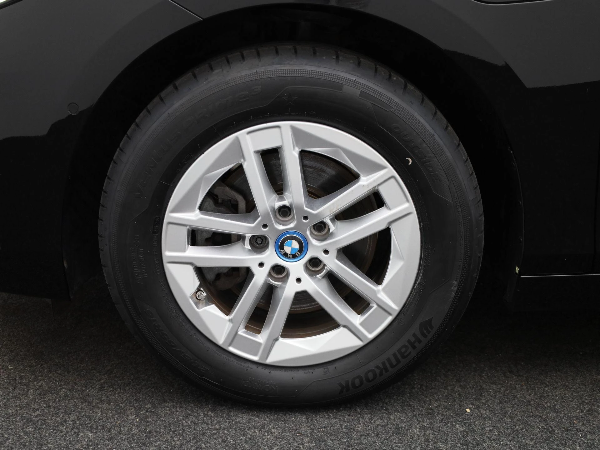 BMW-Série 2-image-16
