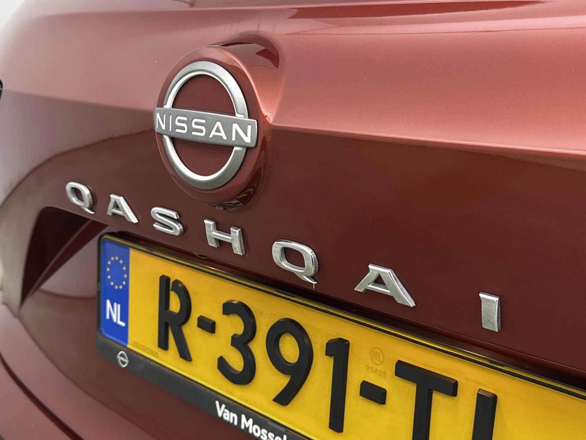 Nissan-QASHQAI-image-15