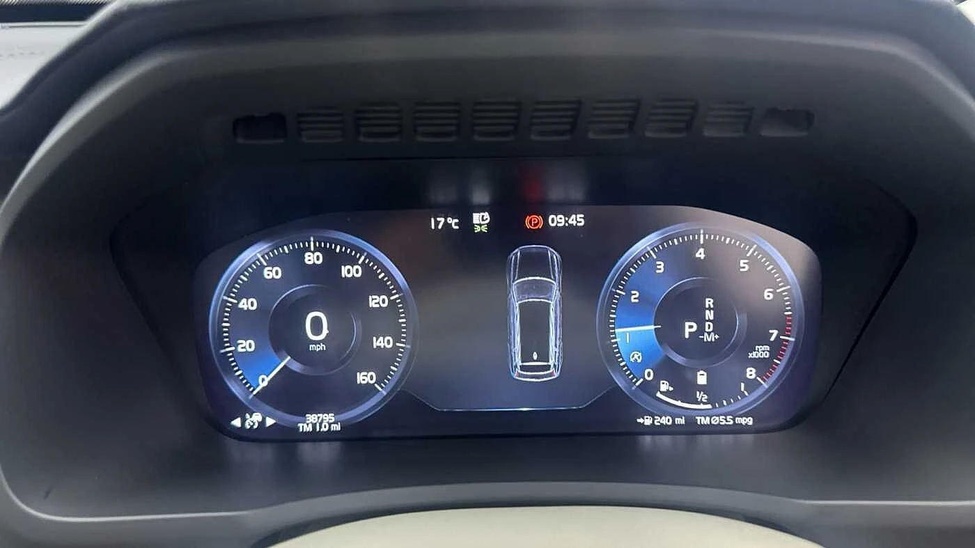 Volvo-XC90-image-28