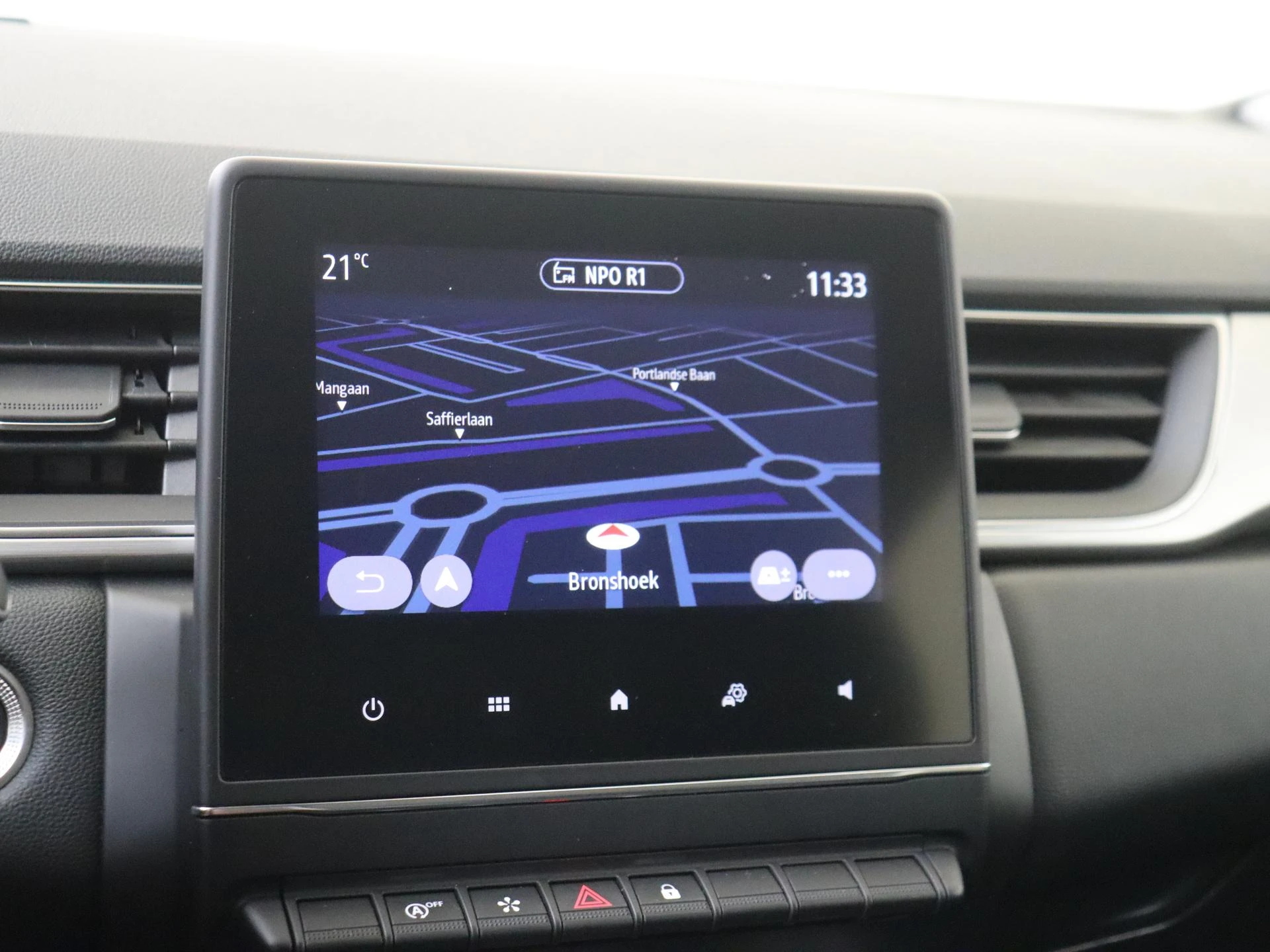 Renault-Captur-image-17