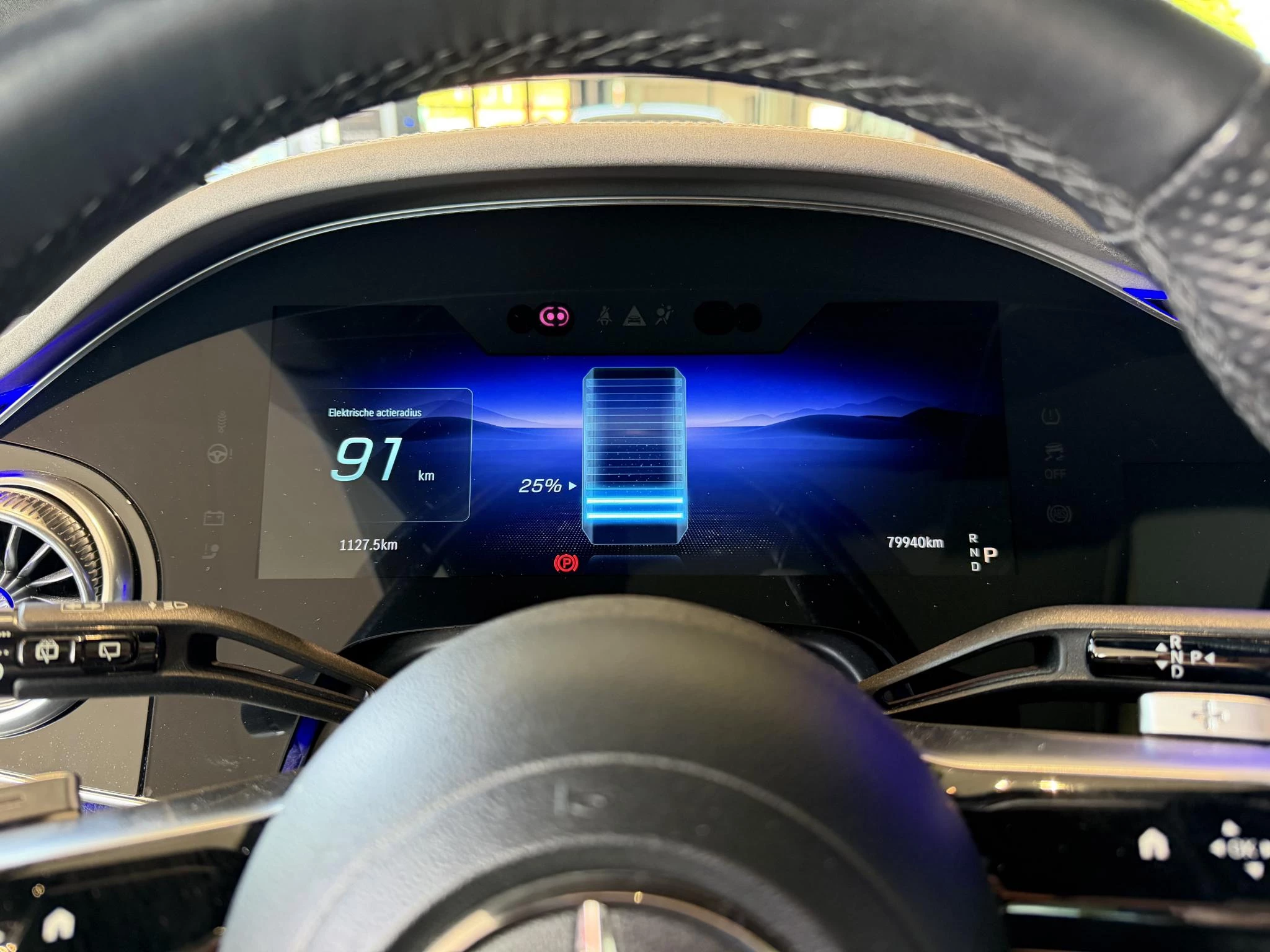 Mercedes-Benz-EQE-image-5