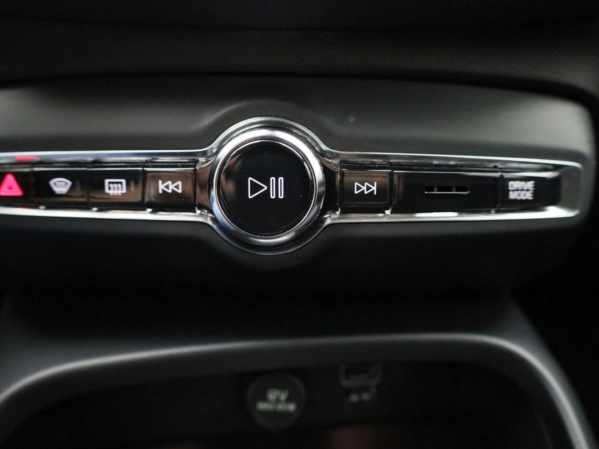 Volvo-XC40-image-19