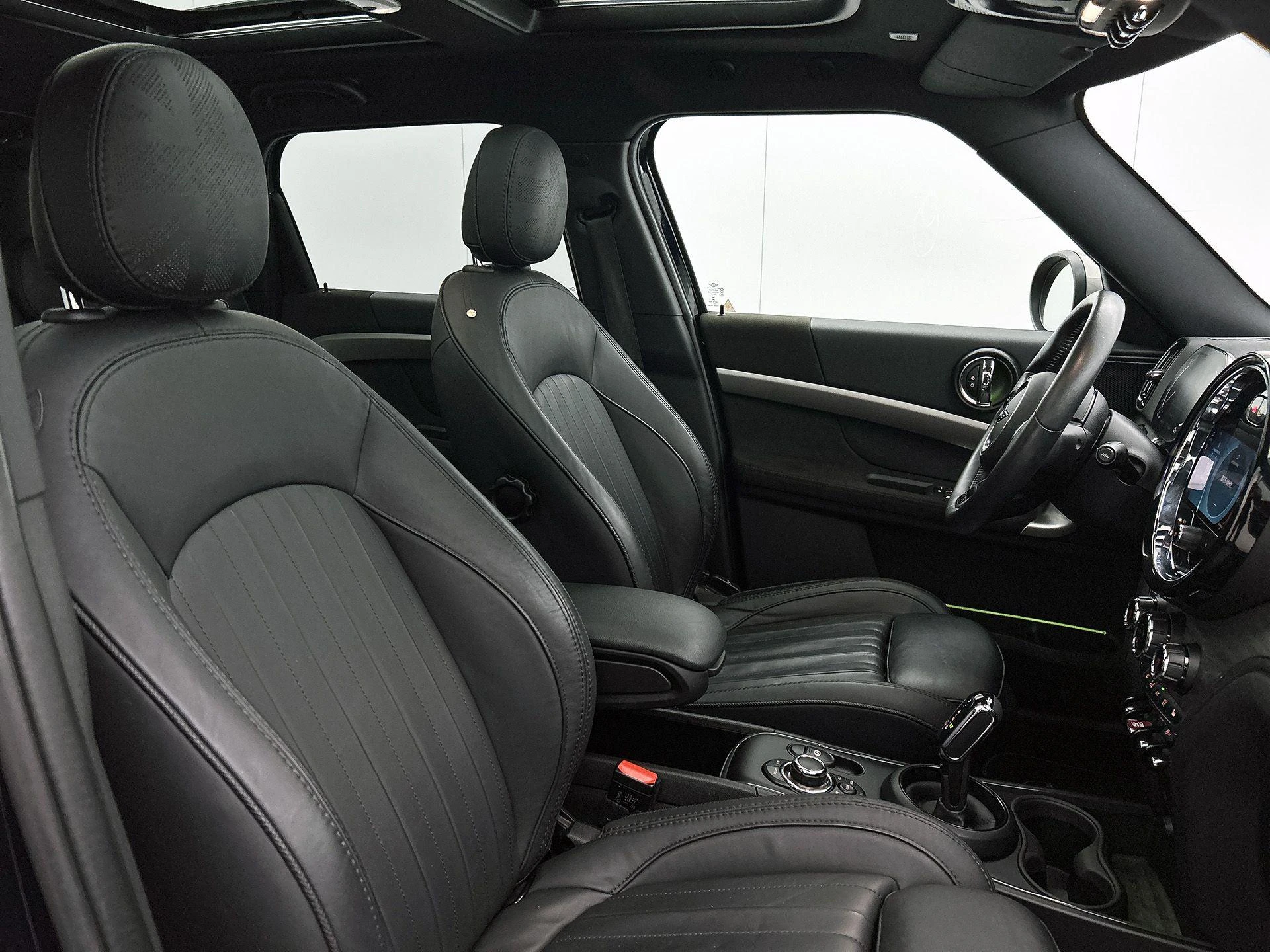 MINI-Countryman-image-33