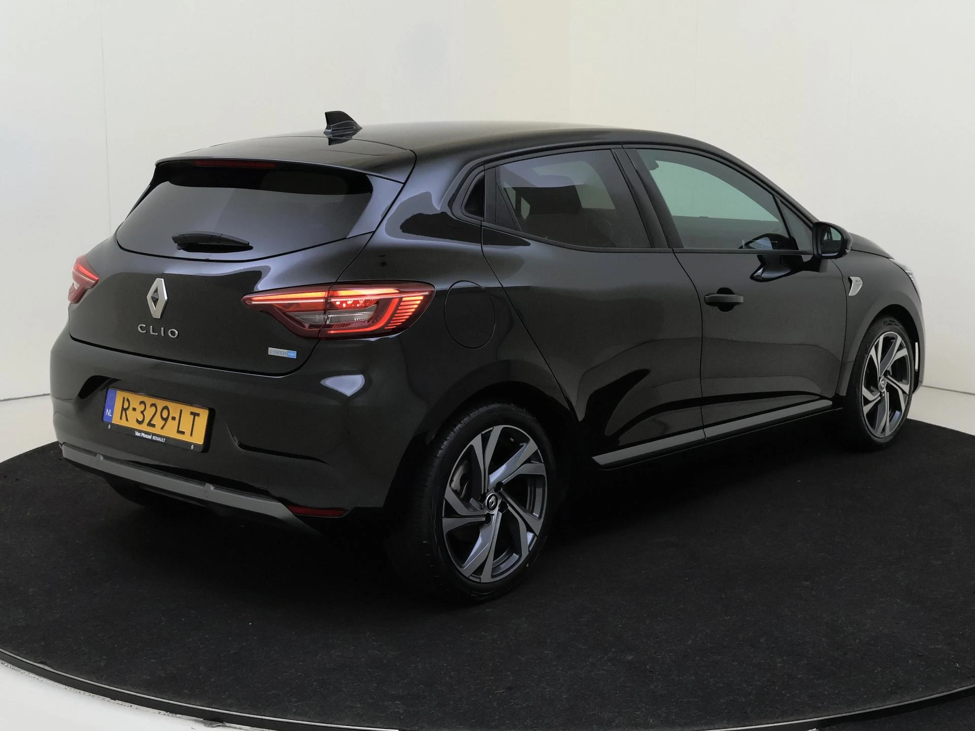 Renault-Clio-image-3
