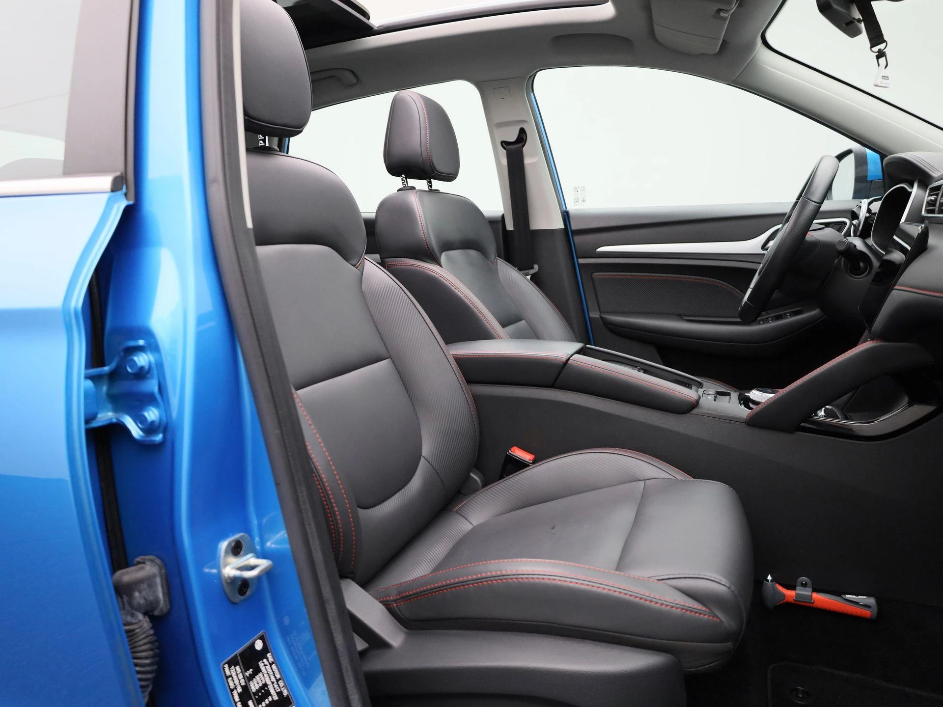 MG ZS EV Long Range Luxury 70 kWh