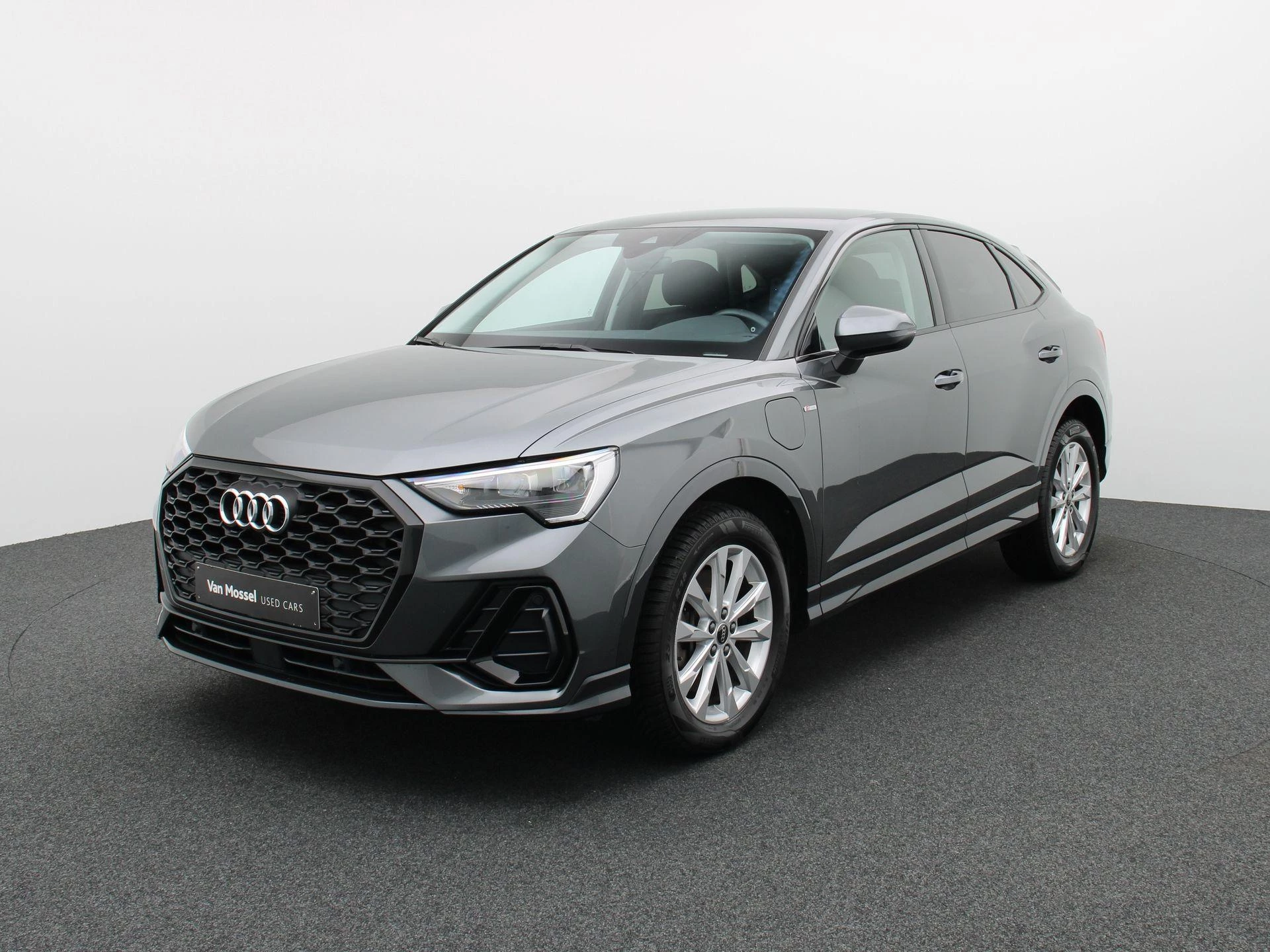 Audi-Q3-image-0