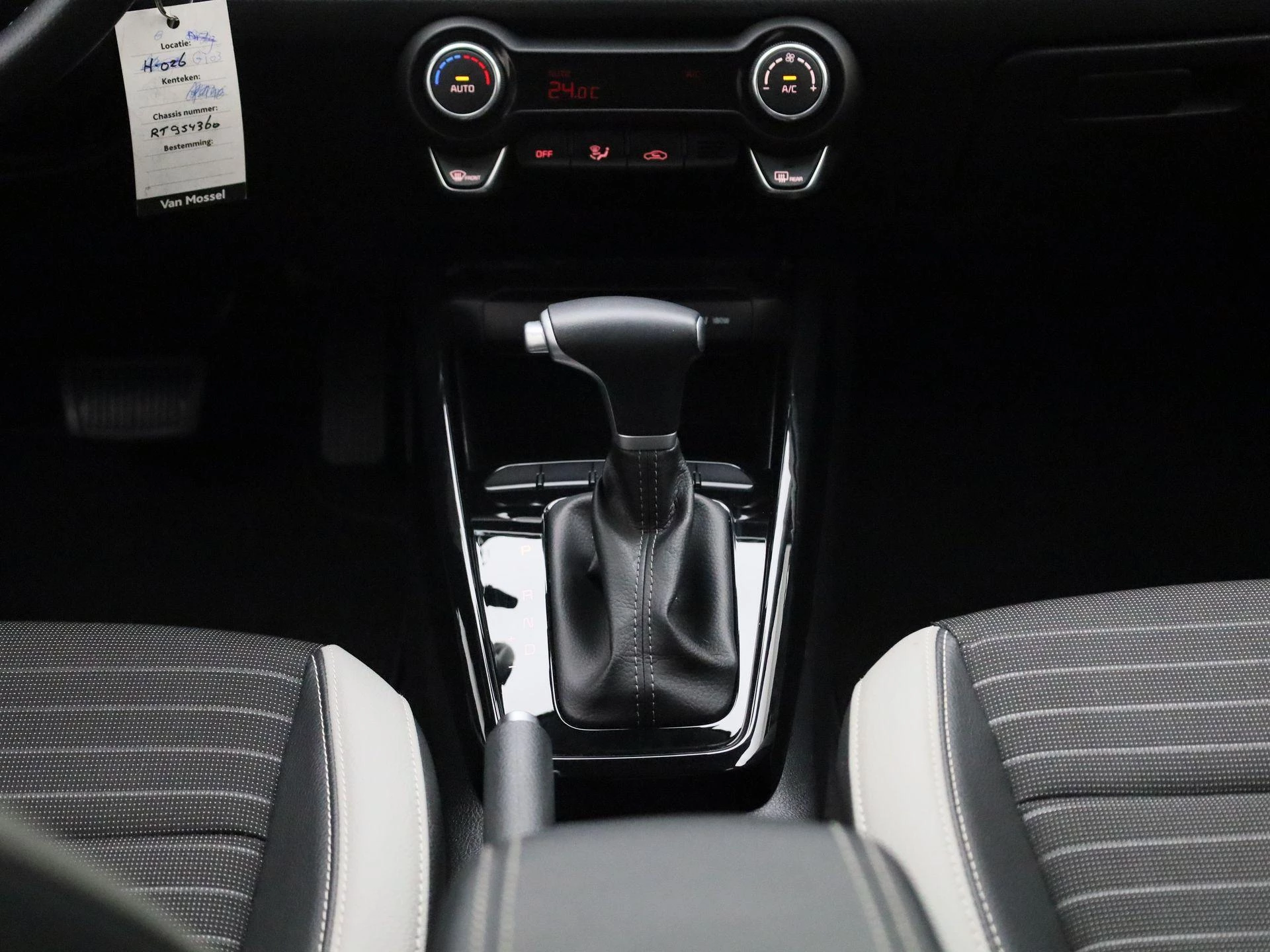 Kia-Stonic-image-8