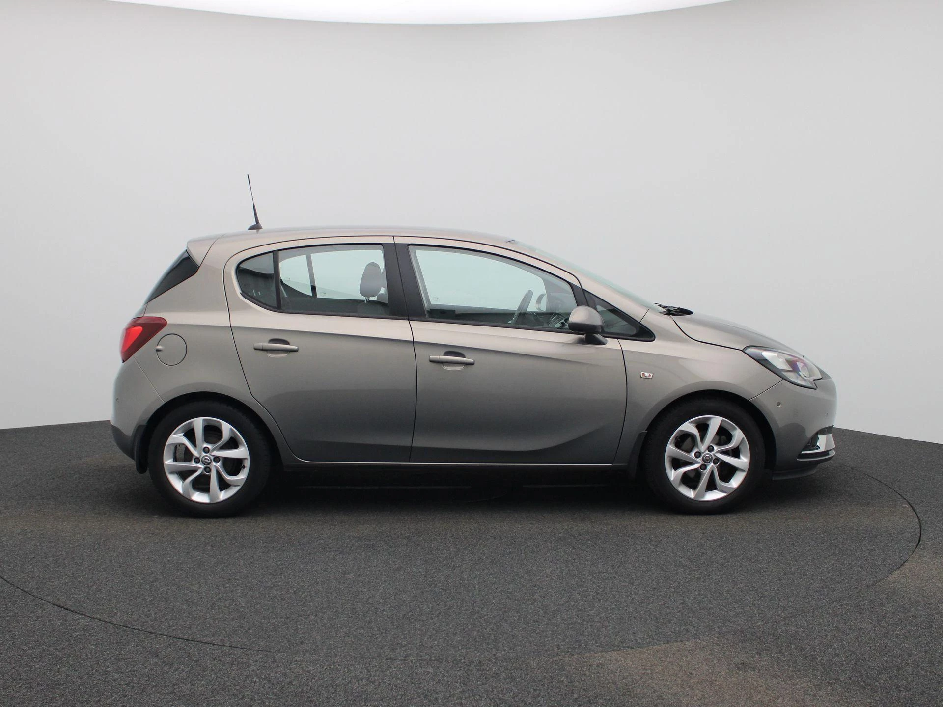 Opel-Corsa-image-5