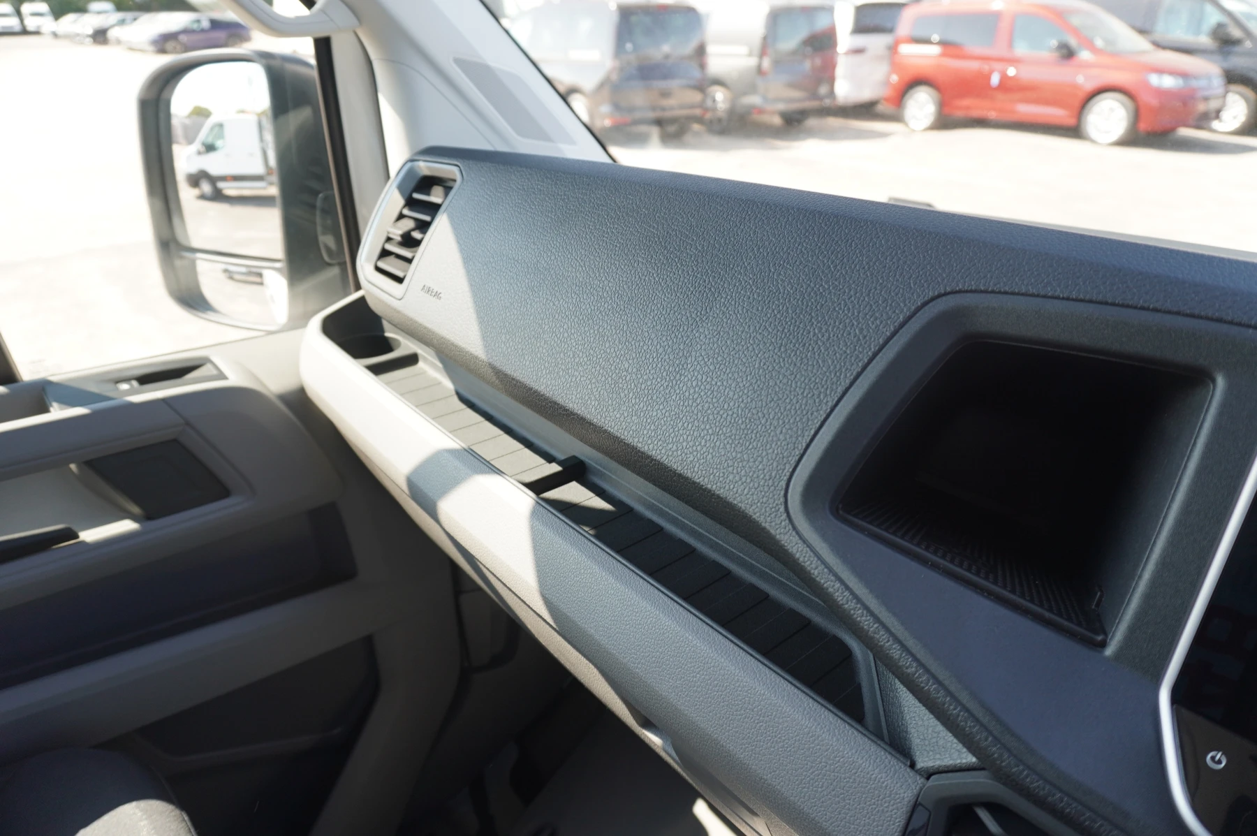 Volkswagen-Crafter-image-48