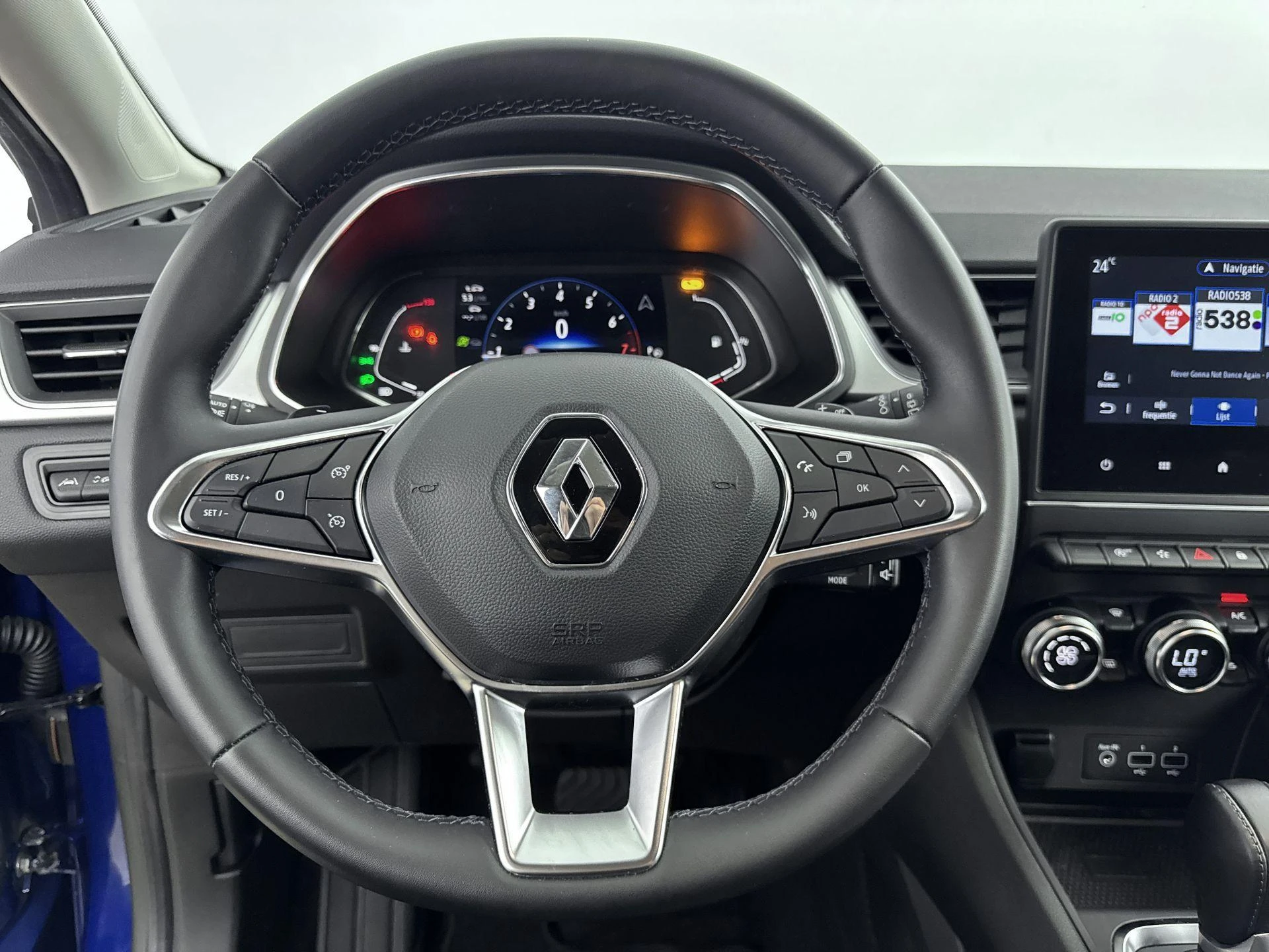 Renault-Captur-image-9