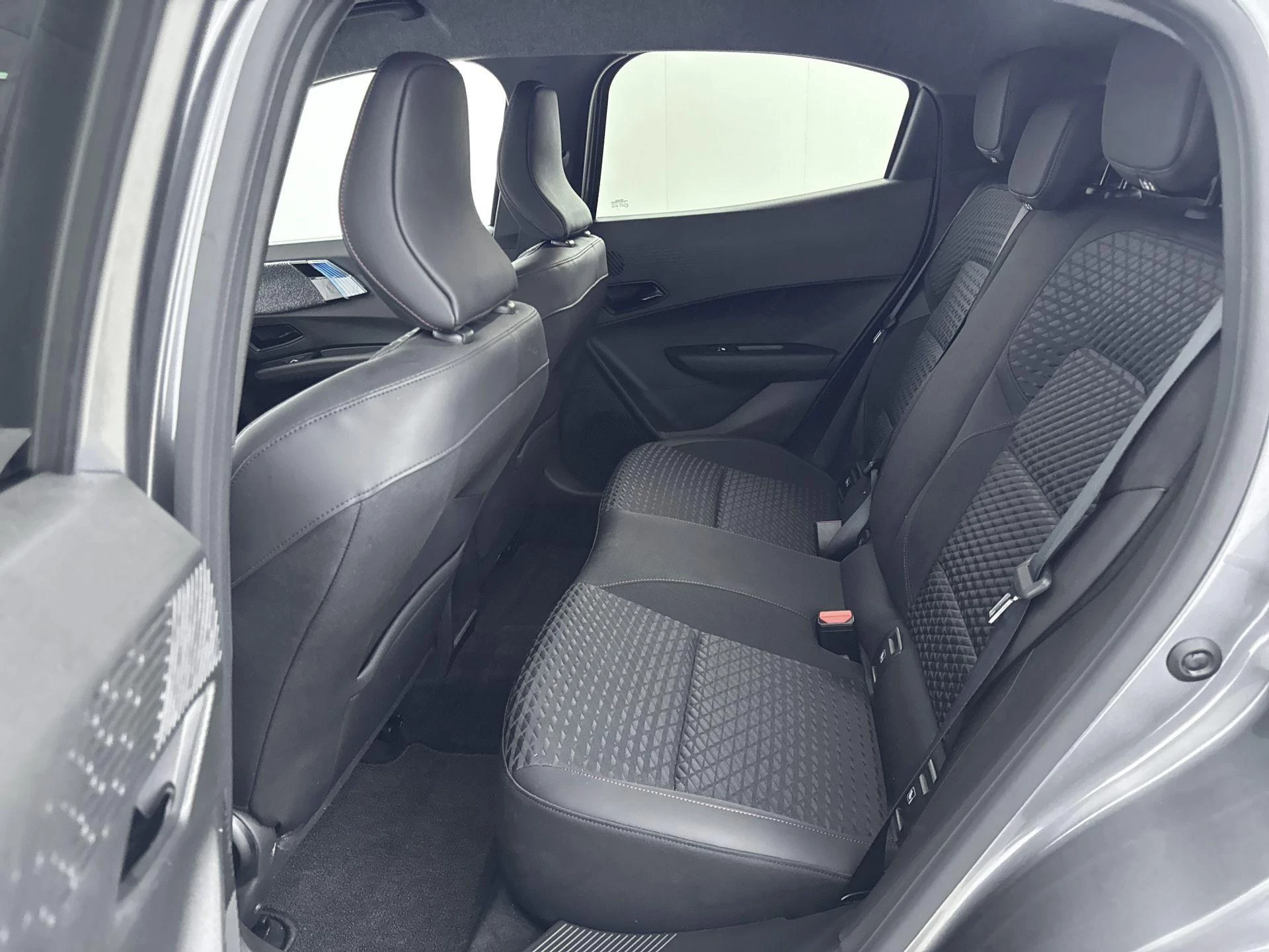 Renault-Clio-image-25