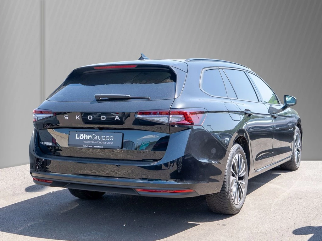 Škoda Superb Combi 2.0 TDI DSG Selection AHK, Panoramadach