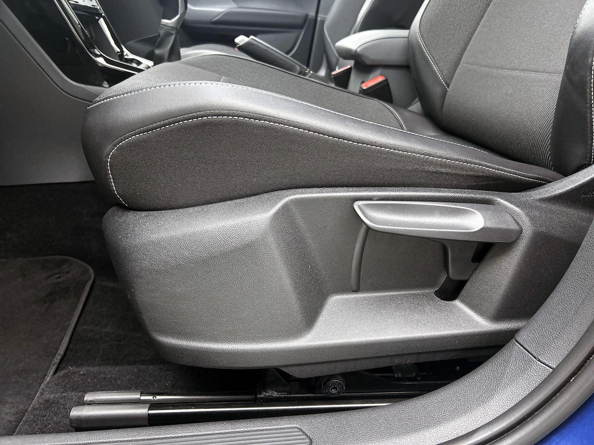 Volkswagen-T-Cross-image-23