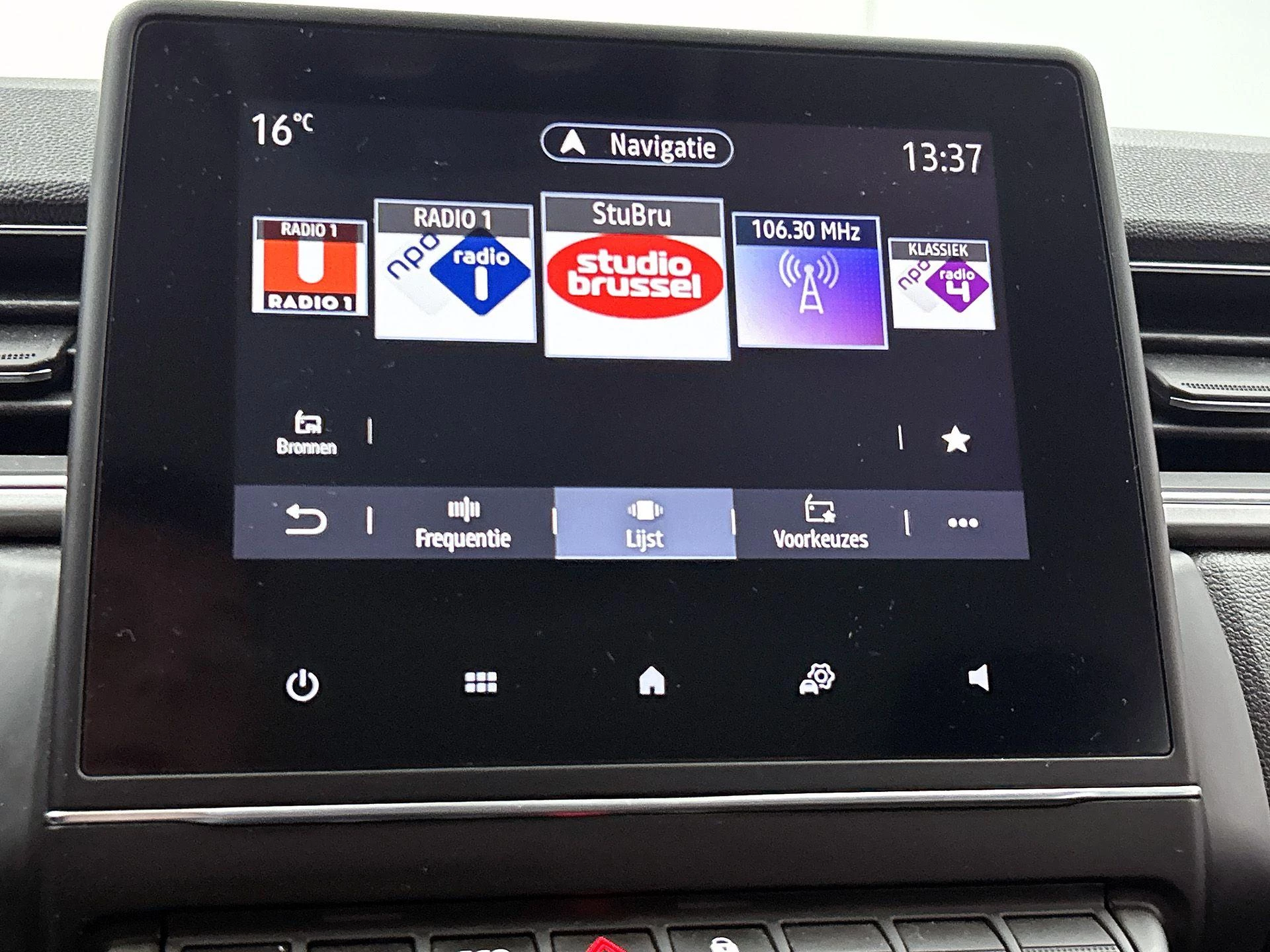 Renault-Captur-image-6