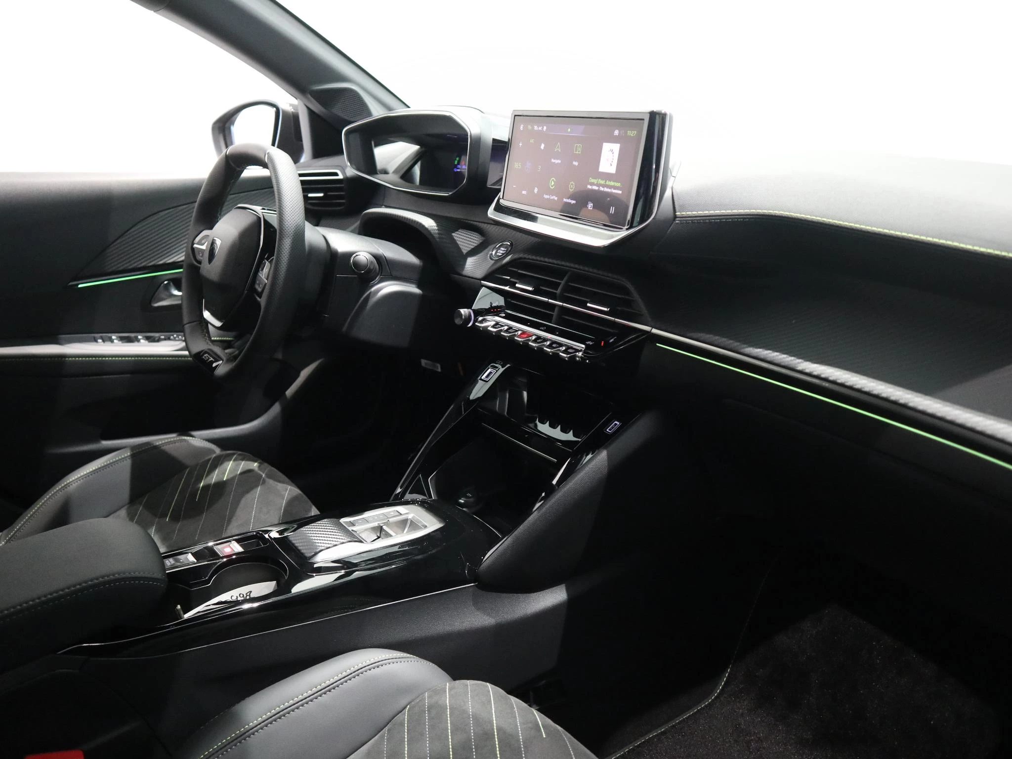 Peugeot-208-image-17