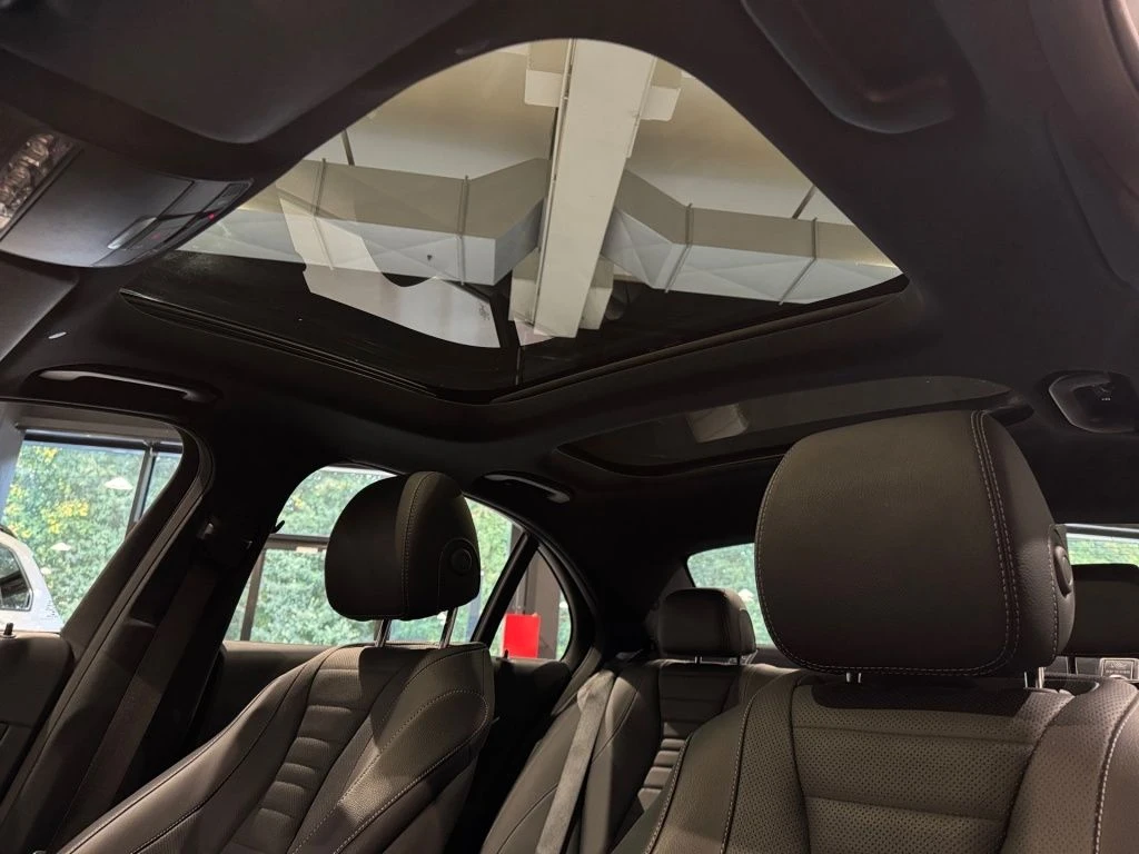 Mercedes-Benz-E-Klasse 300 de-image-18