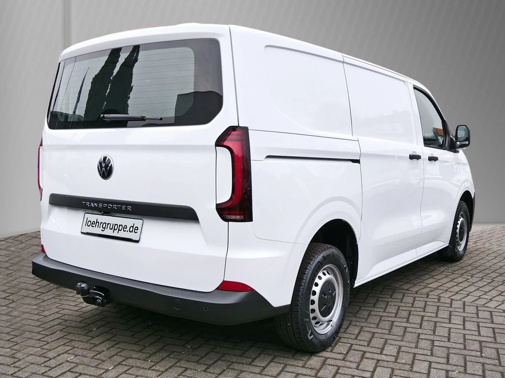 Volkswagen-Transporter-image-3