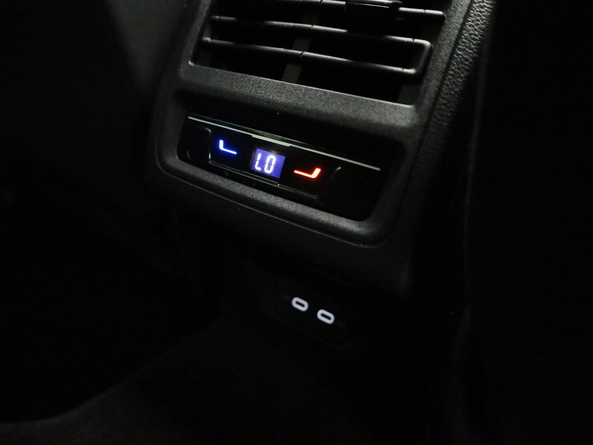 Volkswagen Golf 1.0 eTSI Life