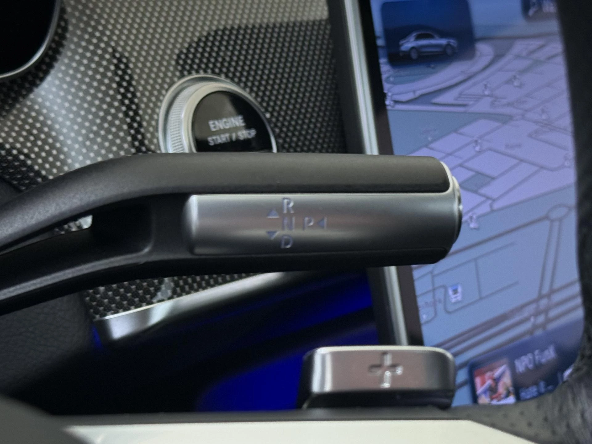 Mercedes-Benz-S-Klasse-image-14