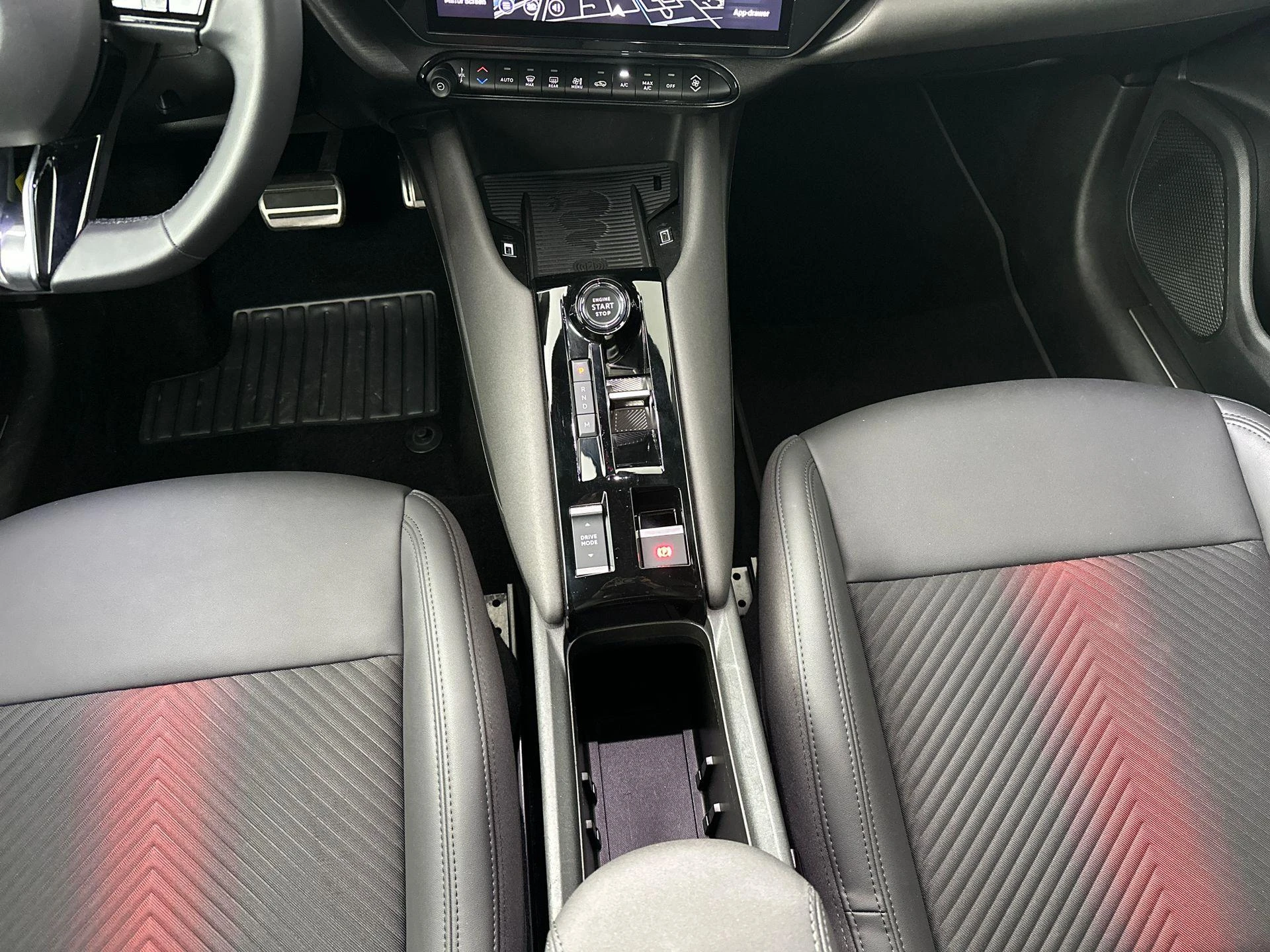 Alfa Romeo Junior 1.2 Turbo Hybrid Ibrida Speciale
