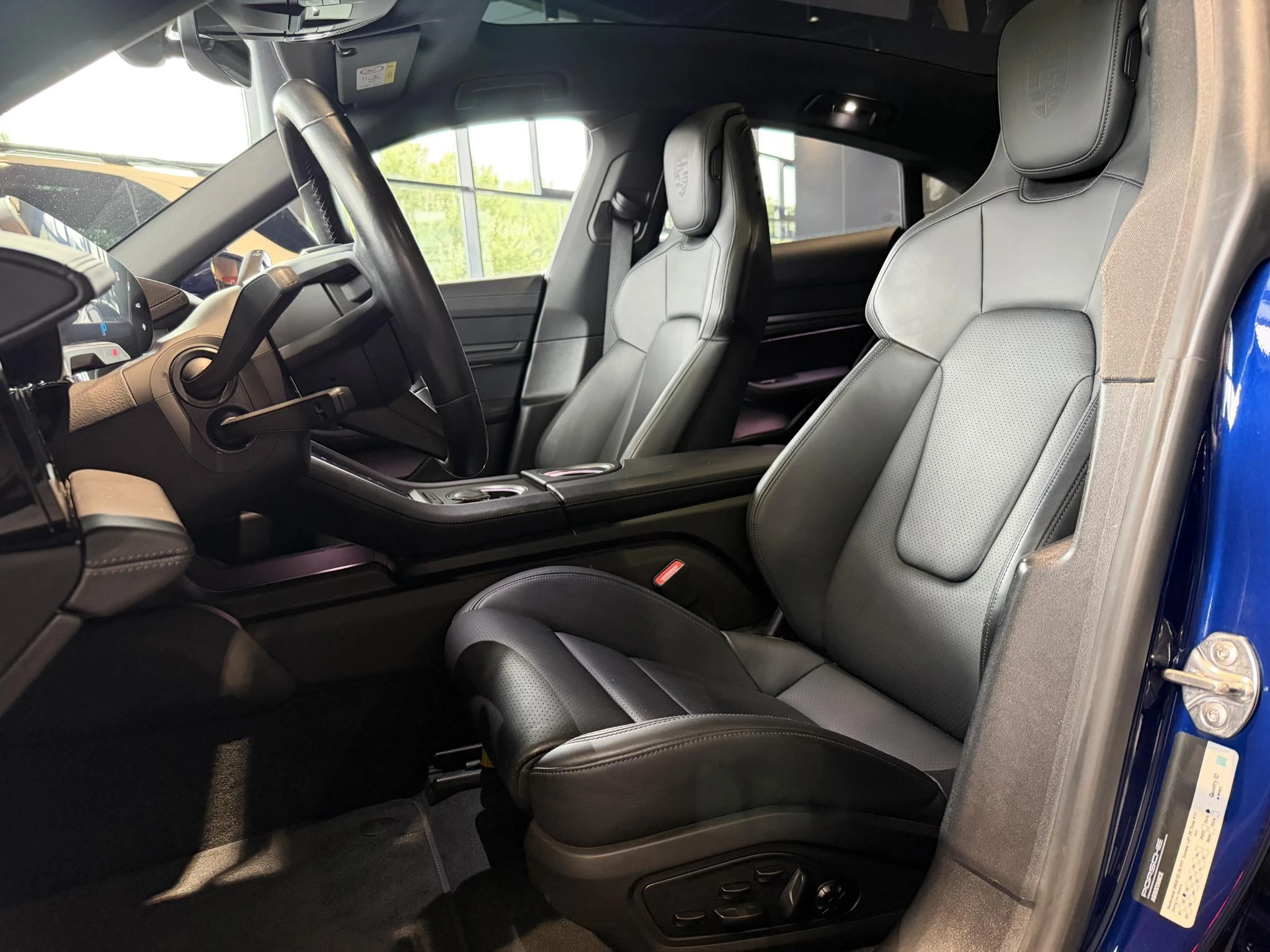Porsche-Taycan-image-12