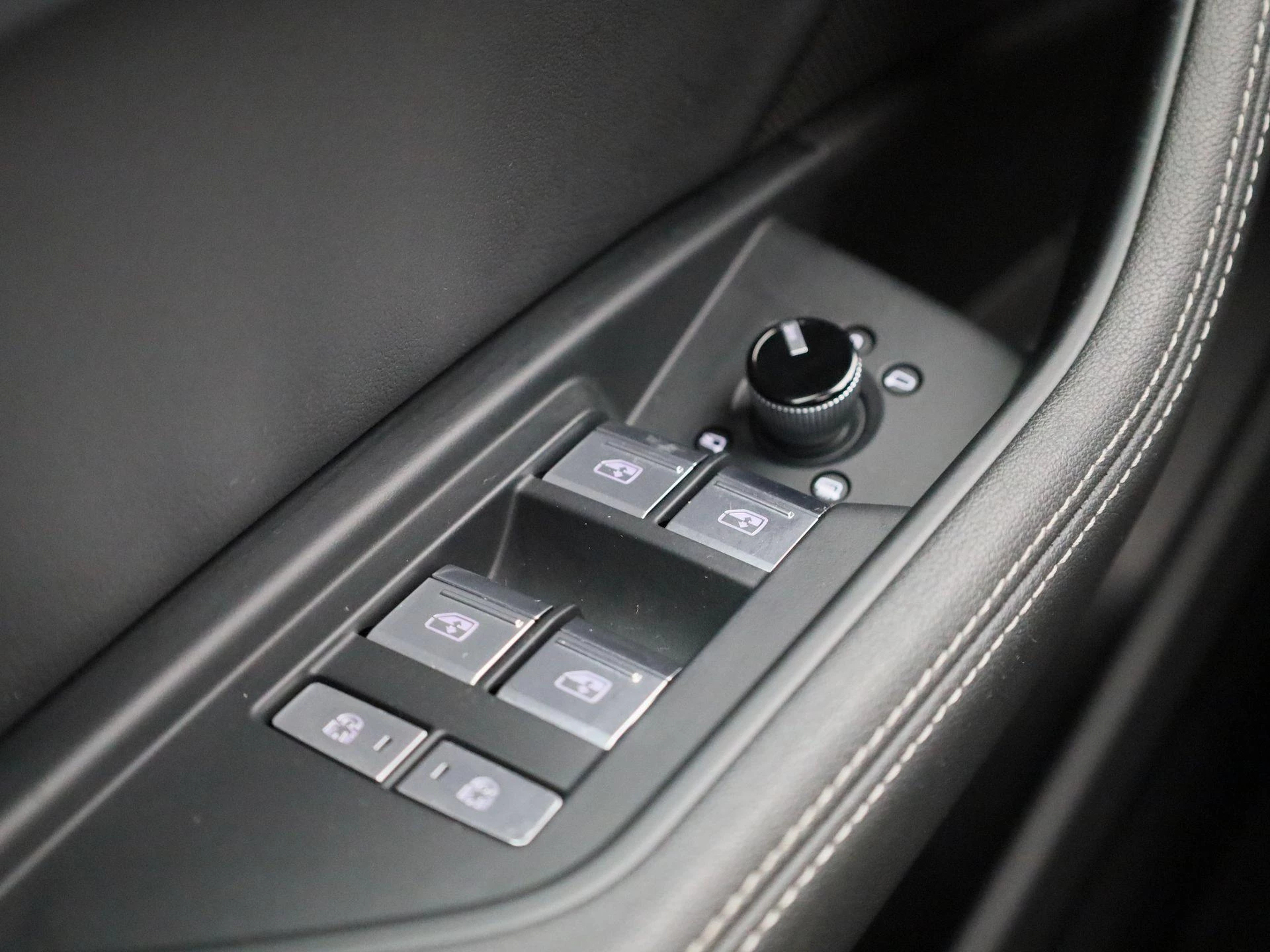 Audi-e-tron-image-34