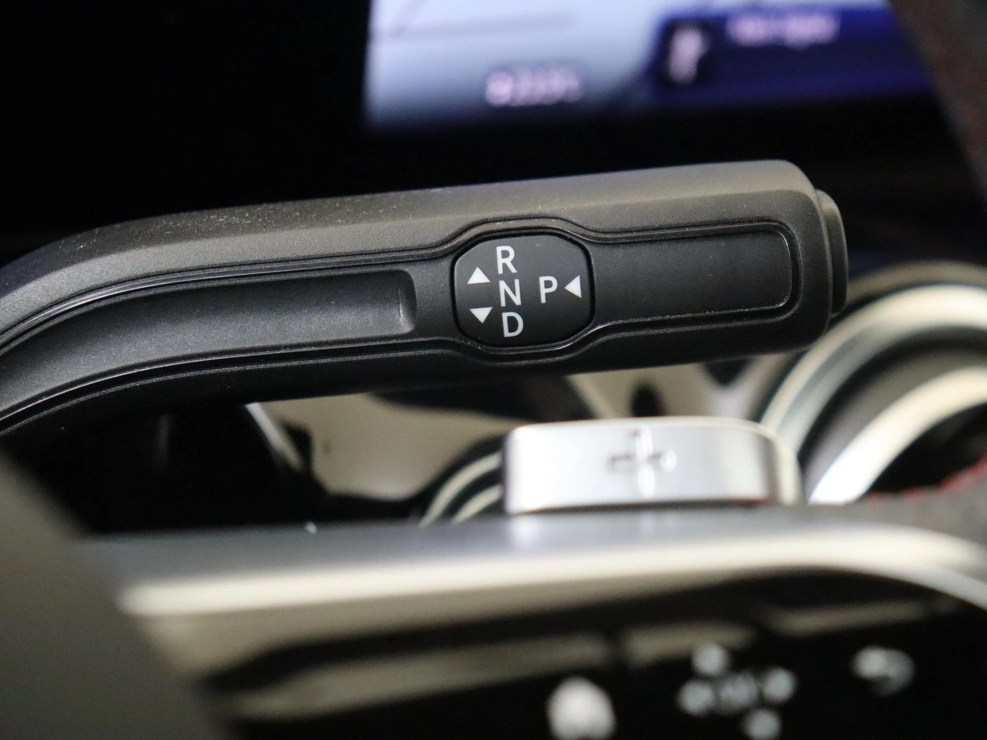 Mercedes-Benz-EQA-image-17