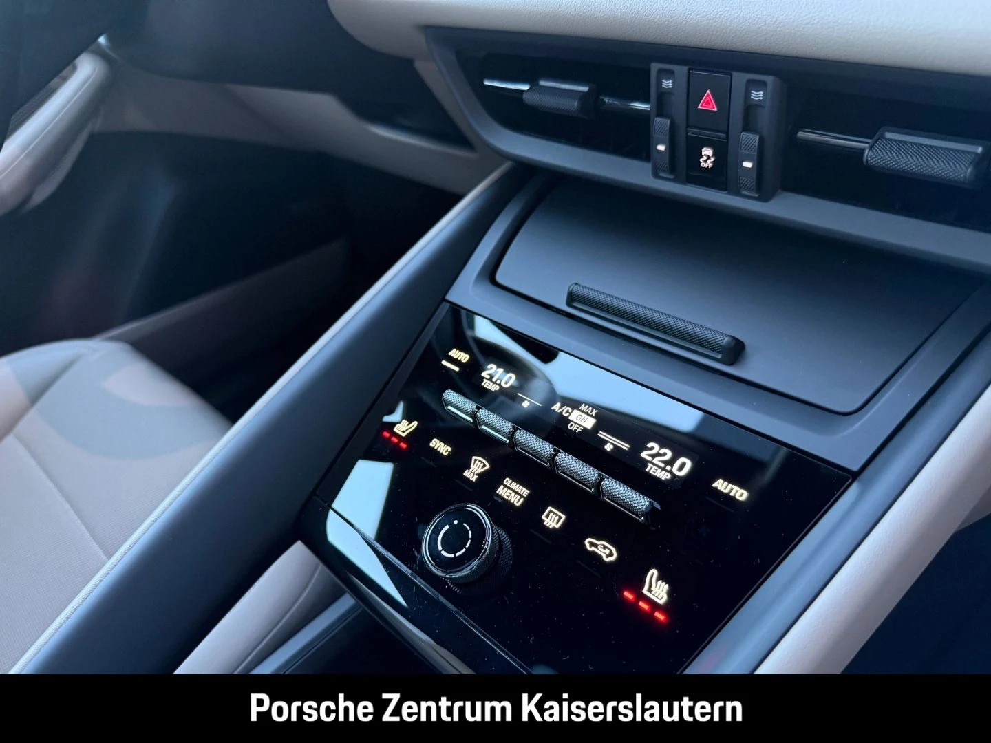Porsche Macan Hinterachslenkung BOSE Luftfederung 21-Zol -