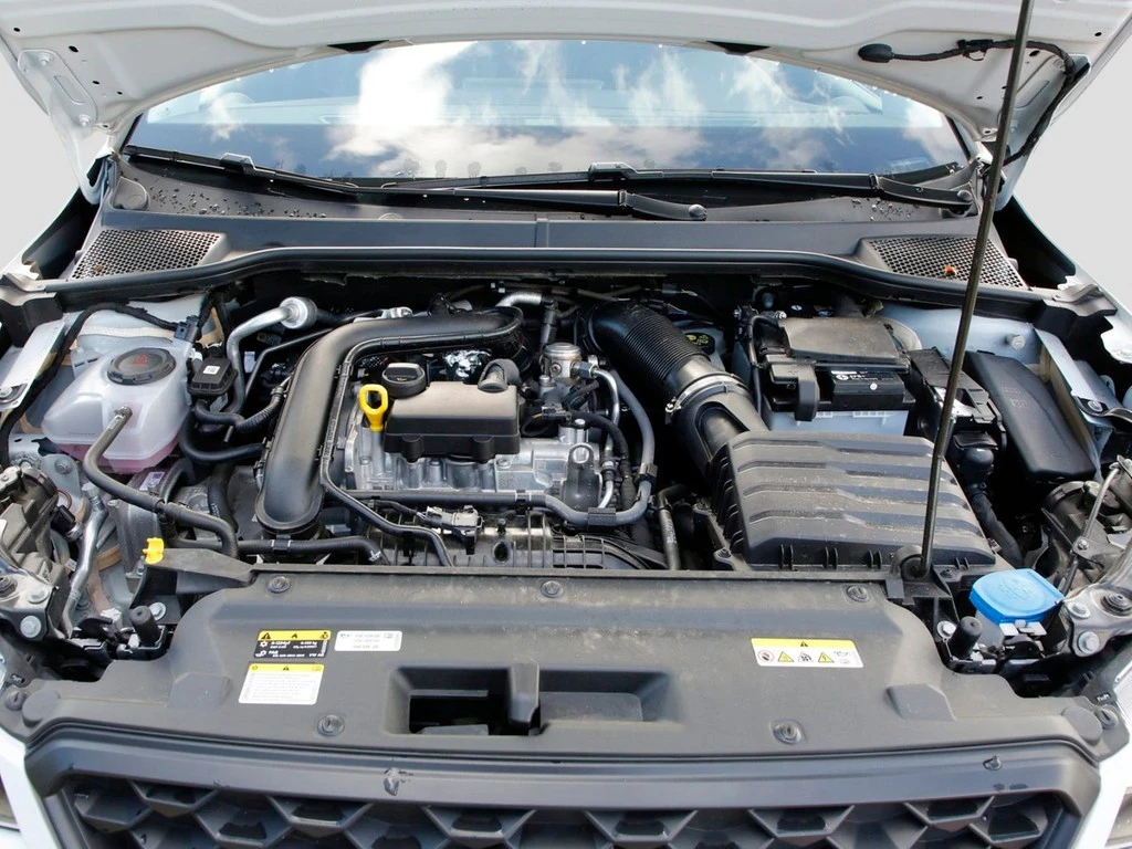 SEAT-Arona-image-6