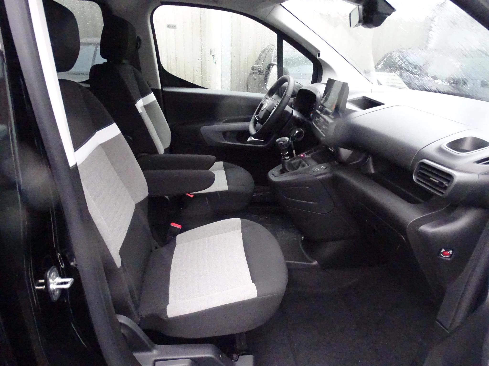 Citroën-Berlingo-image-12