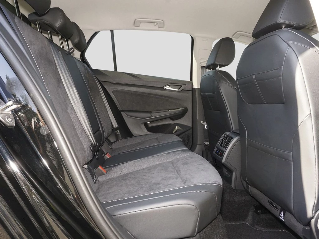 Volkswagen Golf Style 2.0 TDI 7-DSG Business Paket