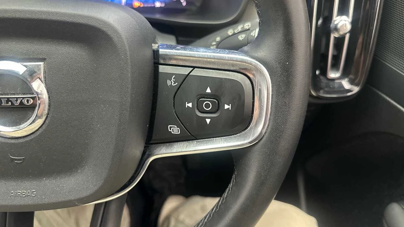 Volvo-XC40-image-22