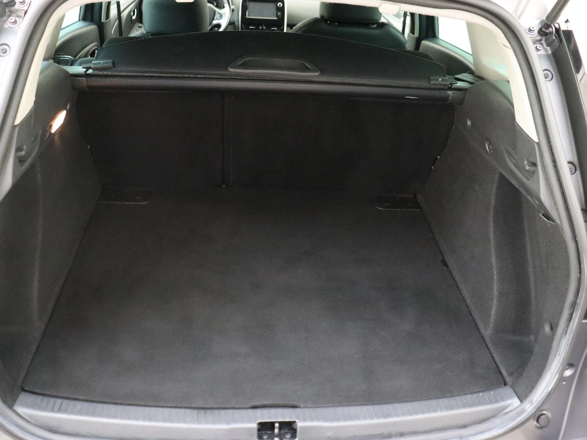 Renault-Clio-image-25