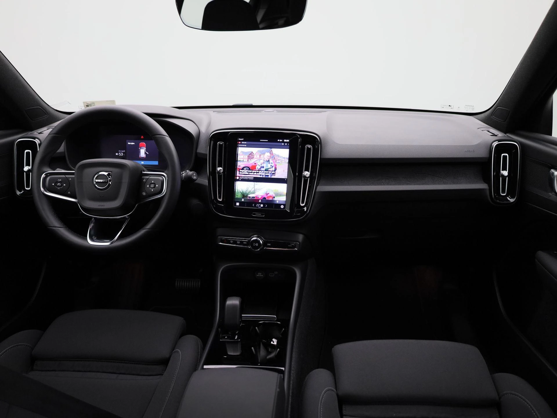 Volvo XC40 Recharge Core