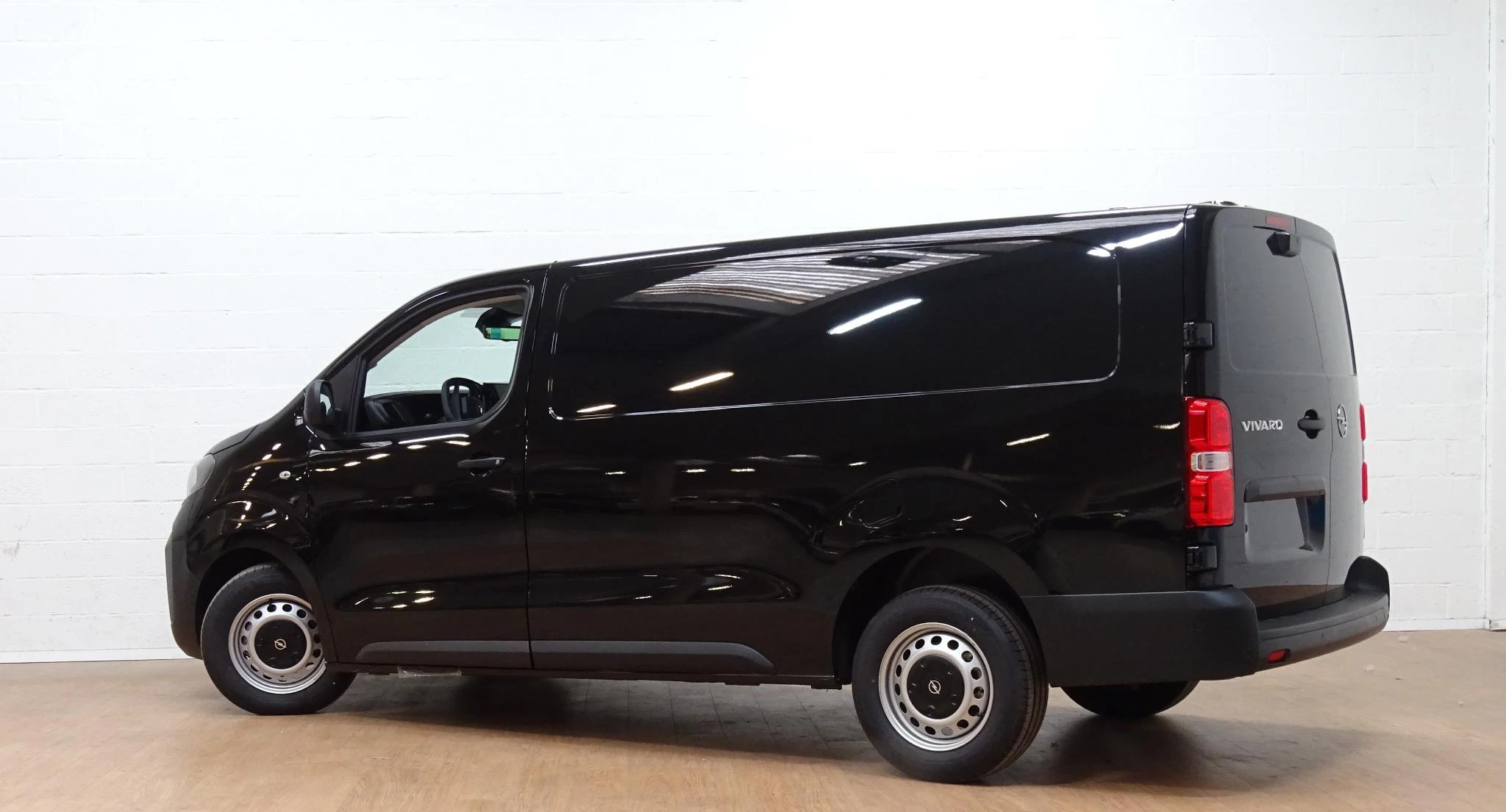 Opel-Vivaro-image-2