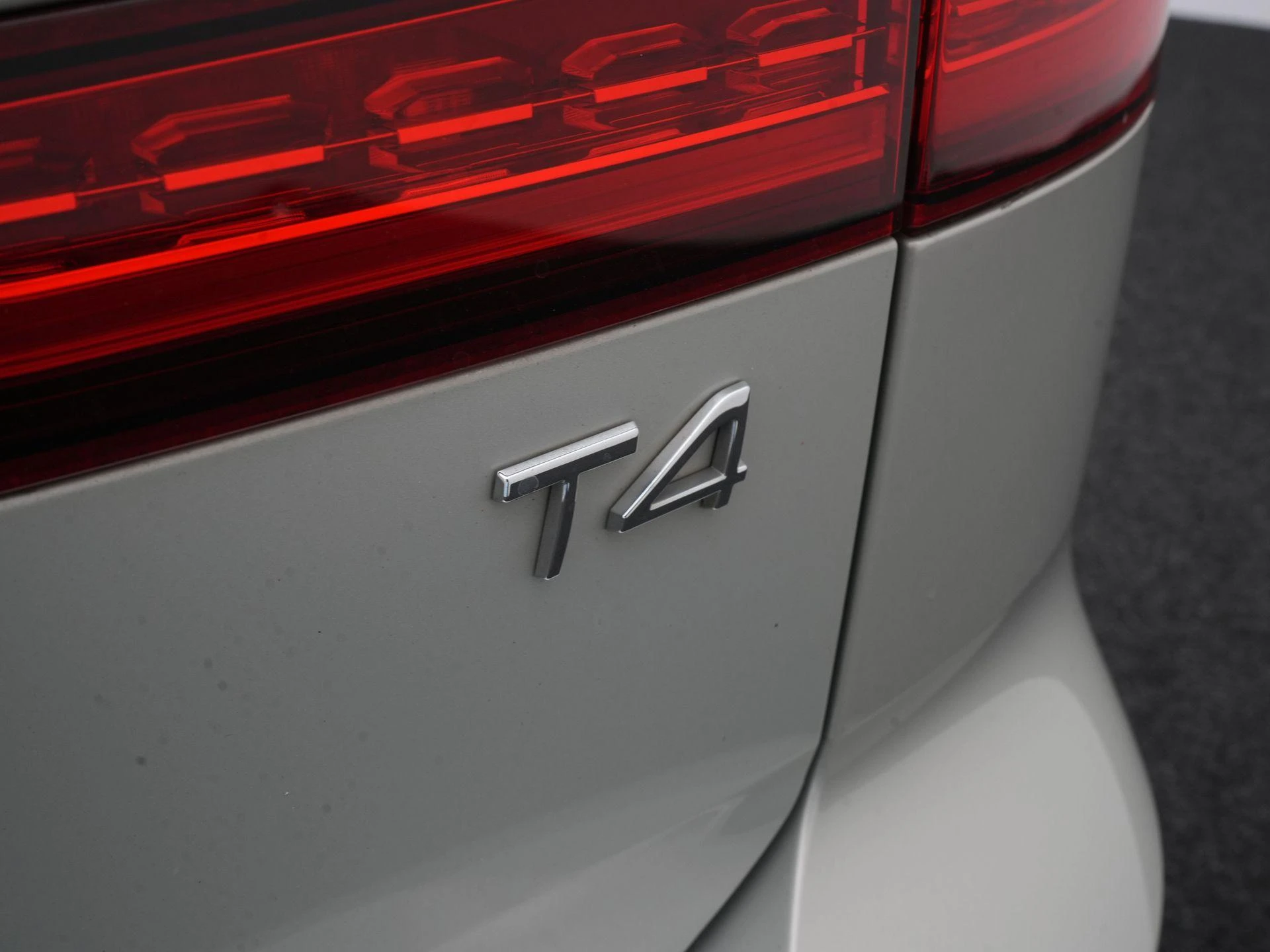 Volvo-V60-image-25