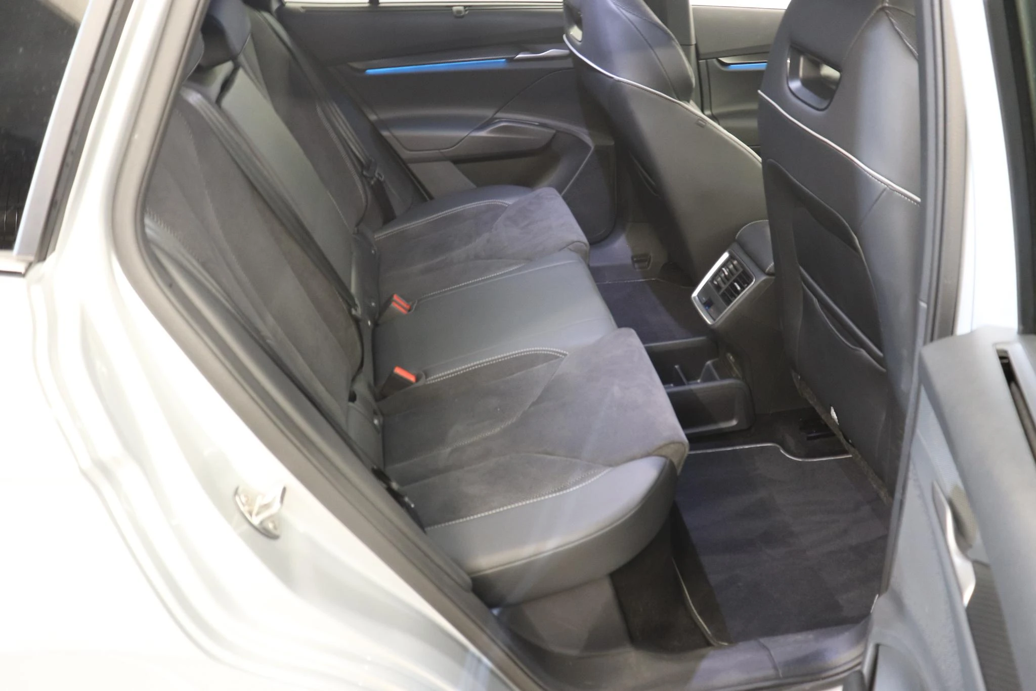 Škoda-Enyaq iV-image-16