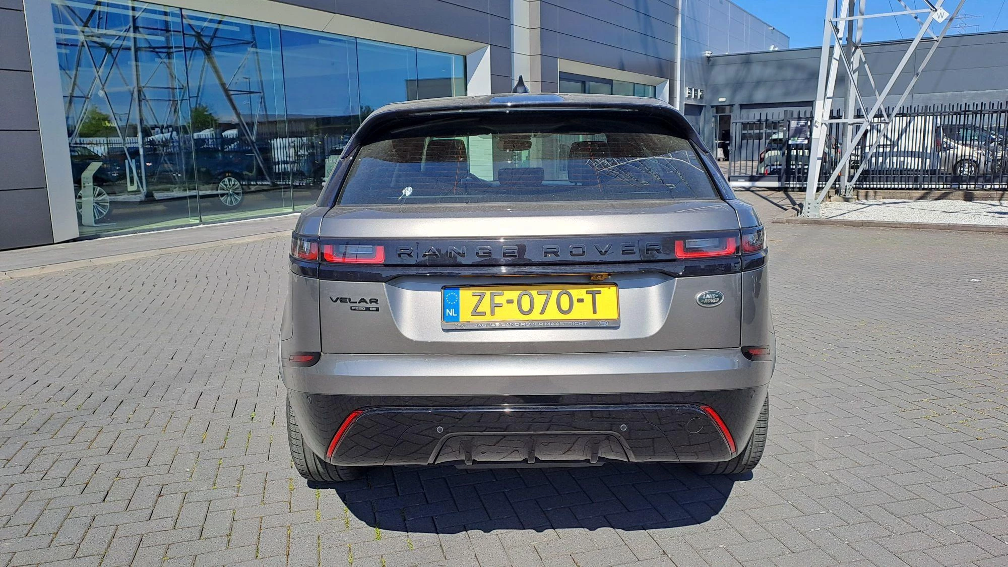 Land Rover Range Rover Velar 2.0 P250 Turbo AWD R-Dynamic HSE