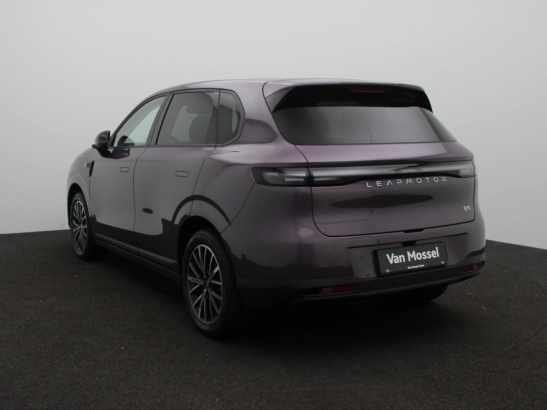 Leapmotor B10 Design ProMax 67.1 kWh