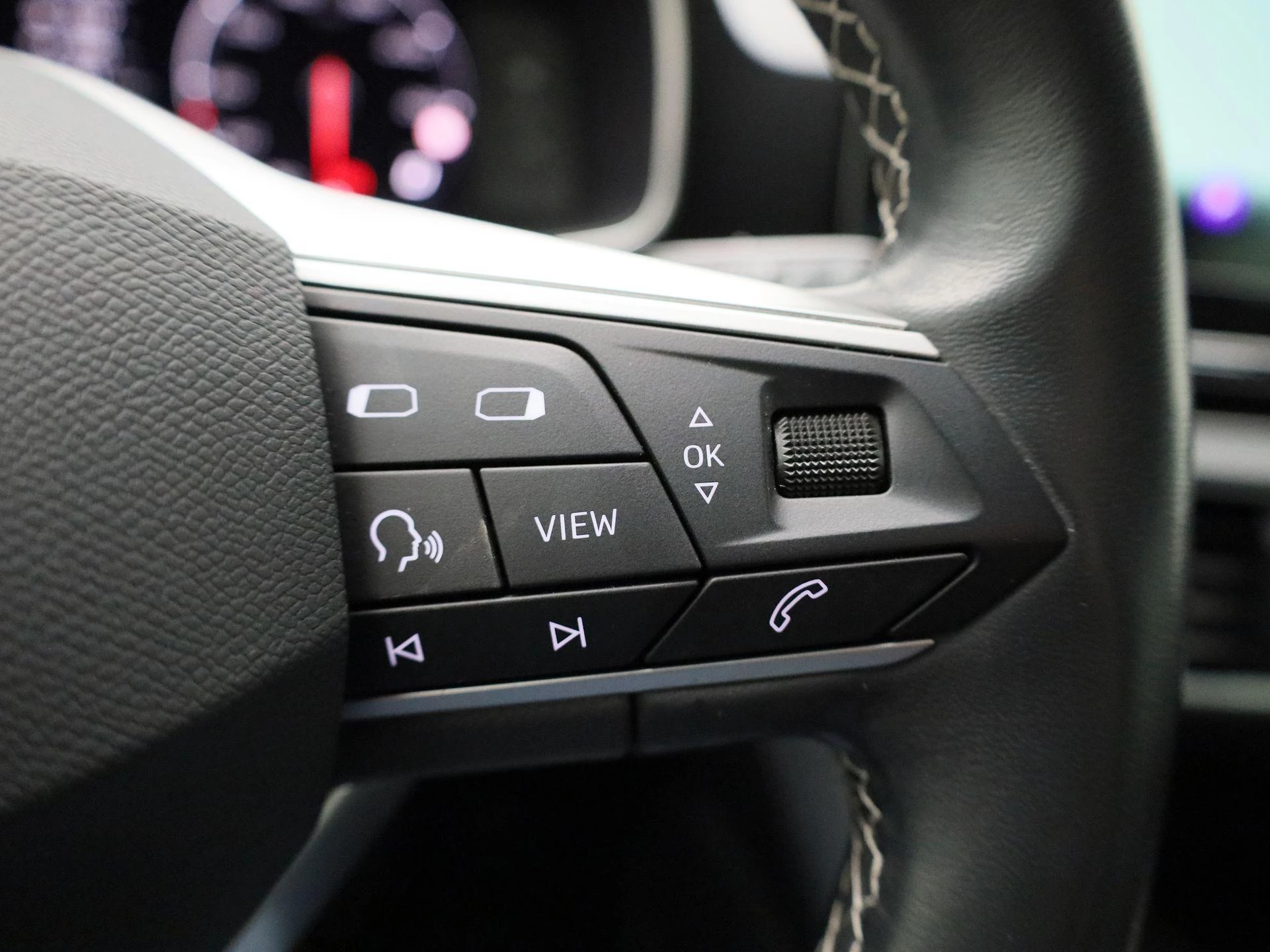 SEAT-Leon-image-14