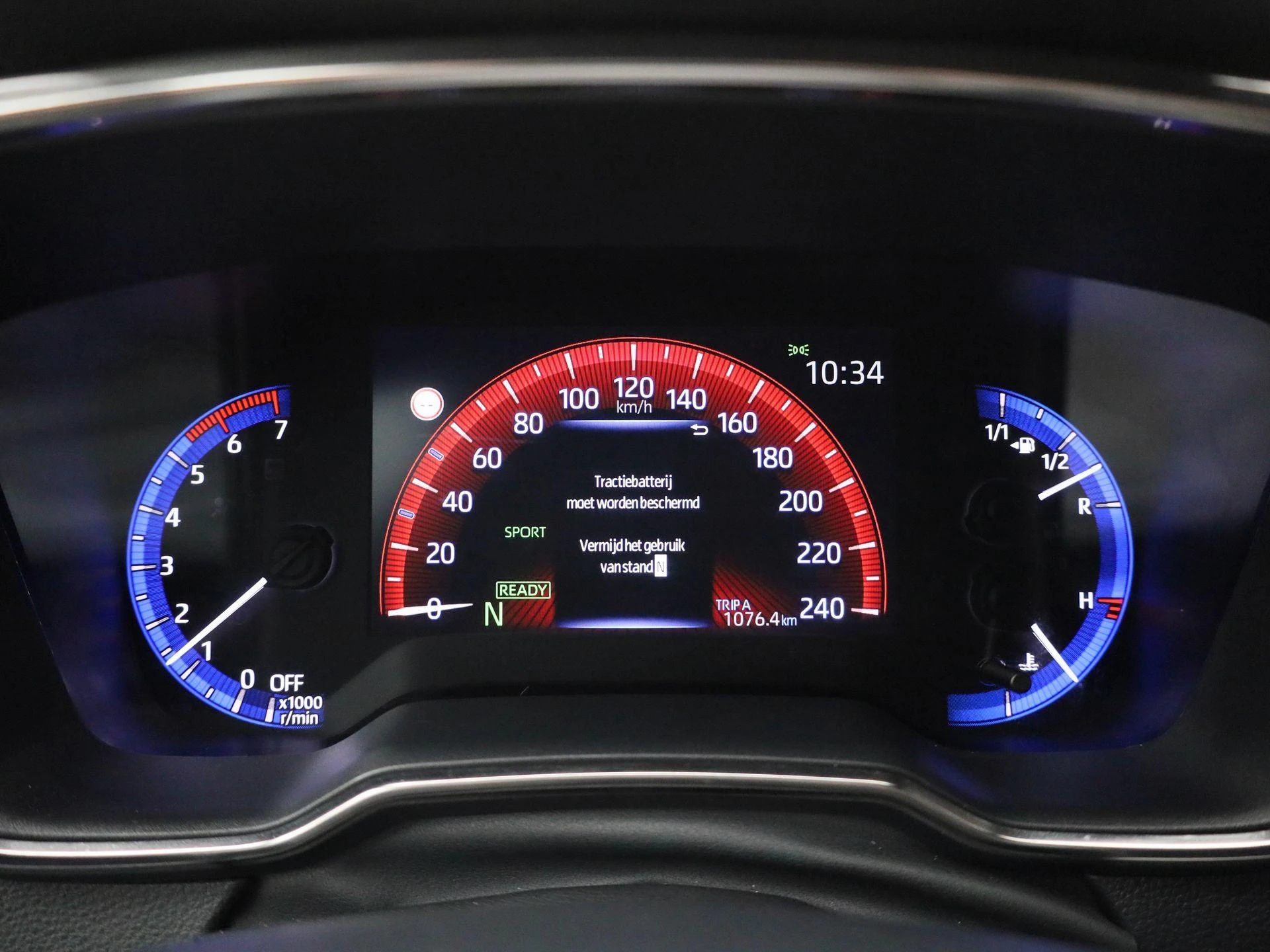 Toyota-Corolla Touring Sports-image-15