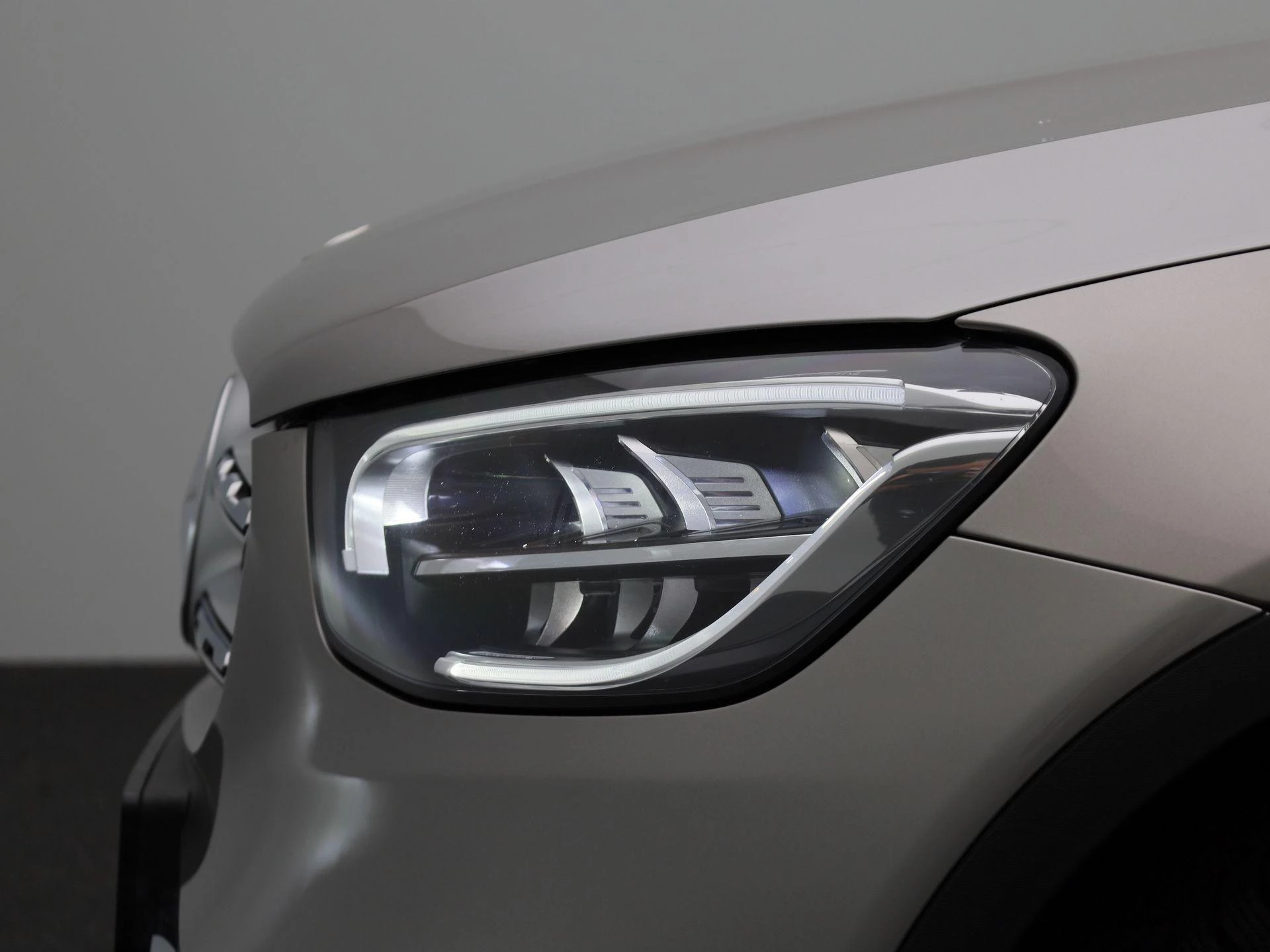 Mercedes-Benz GLC 300e 4MATIC Business Solution