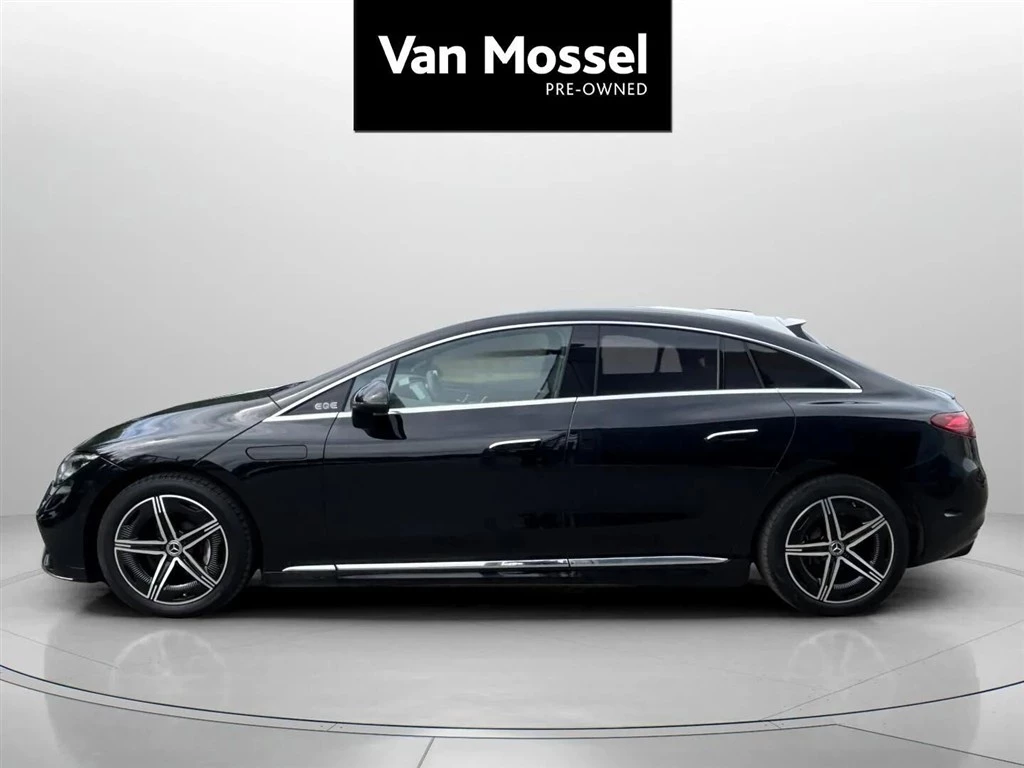 Mercedes-Benz-EQE-image-7
