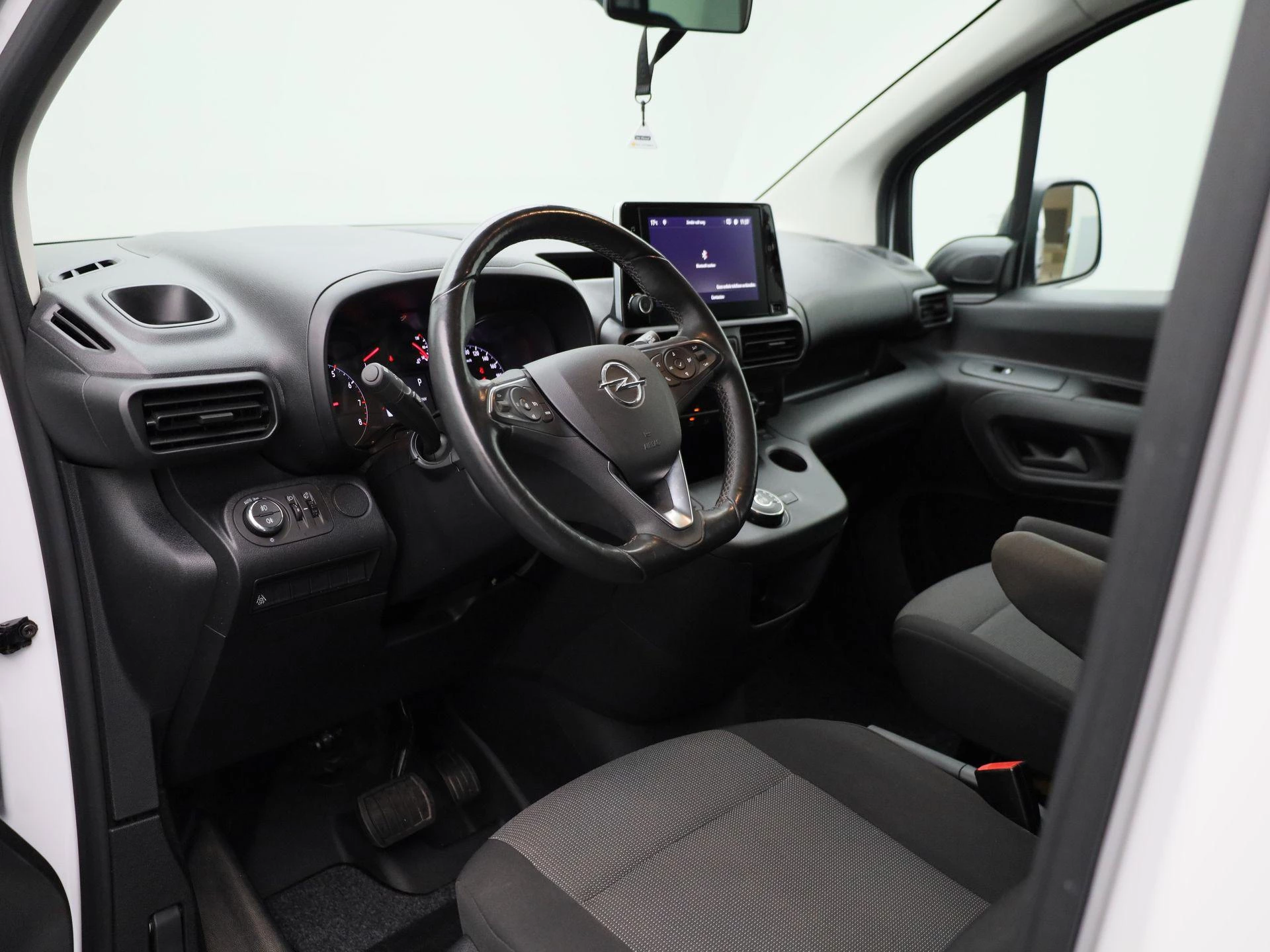 Opel-Combo-image-30