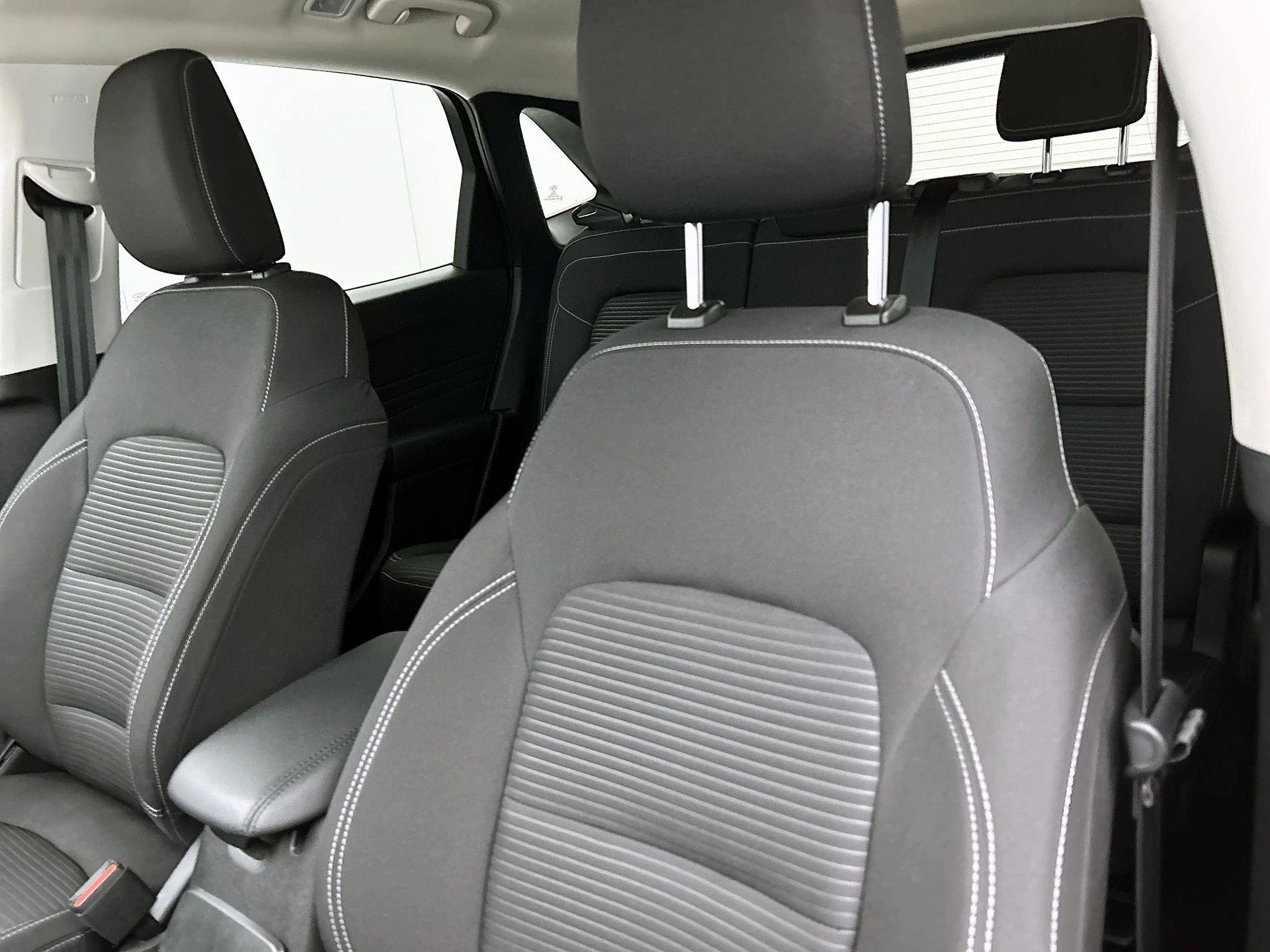 Ford-Kuga-image-12