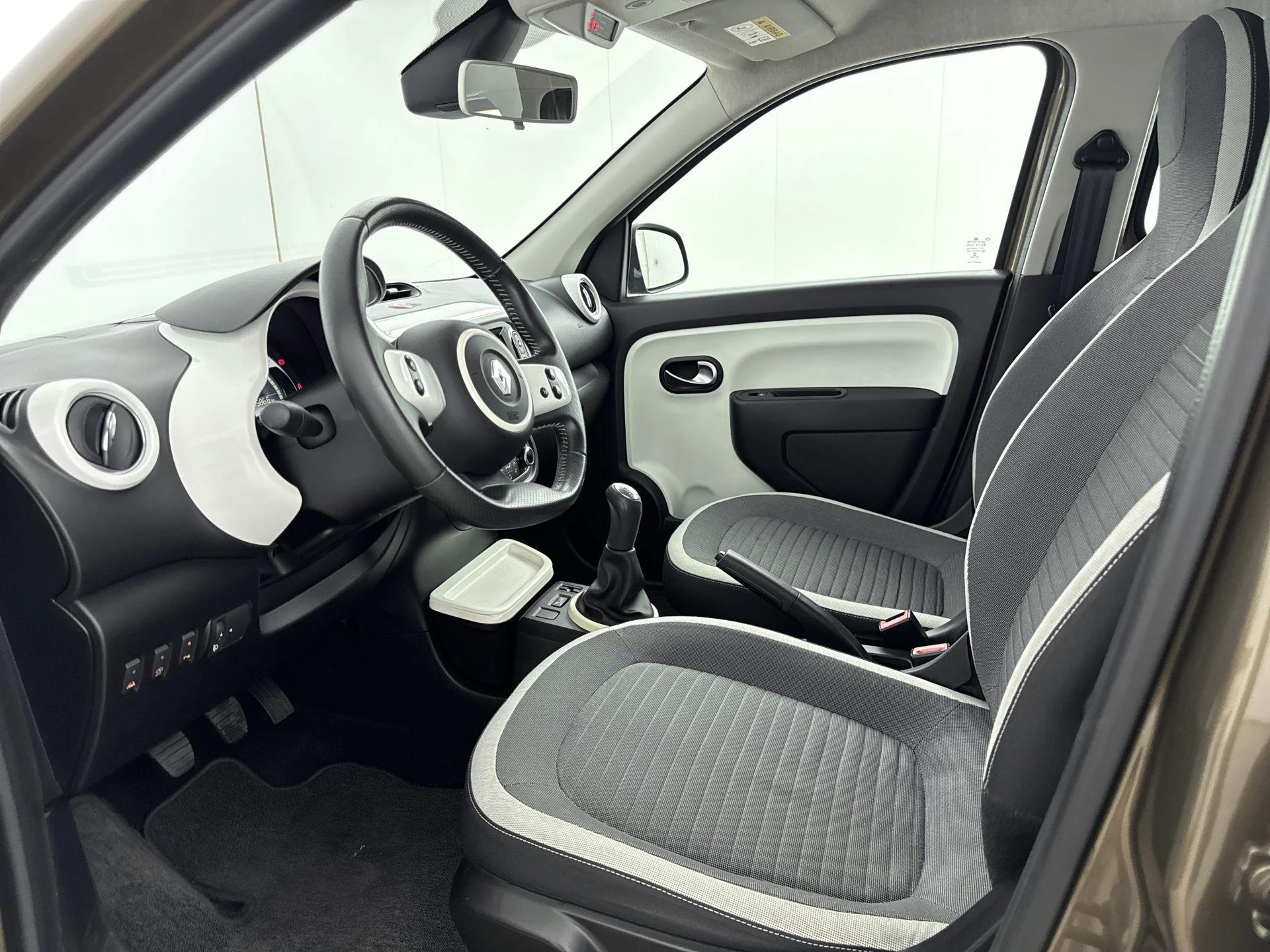 Renault-Twingo-image-7