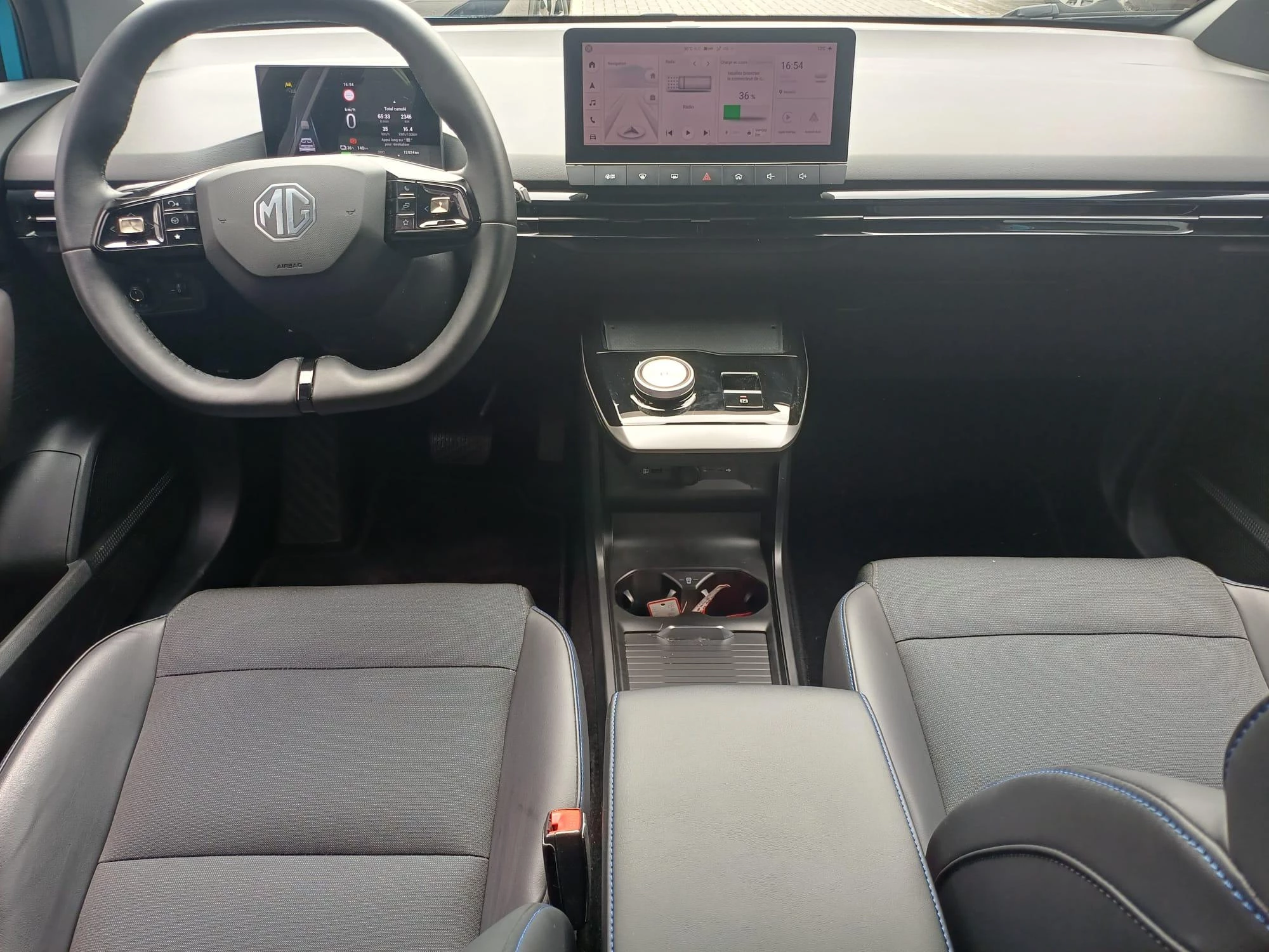 MG MG4 64 kWh Luxury