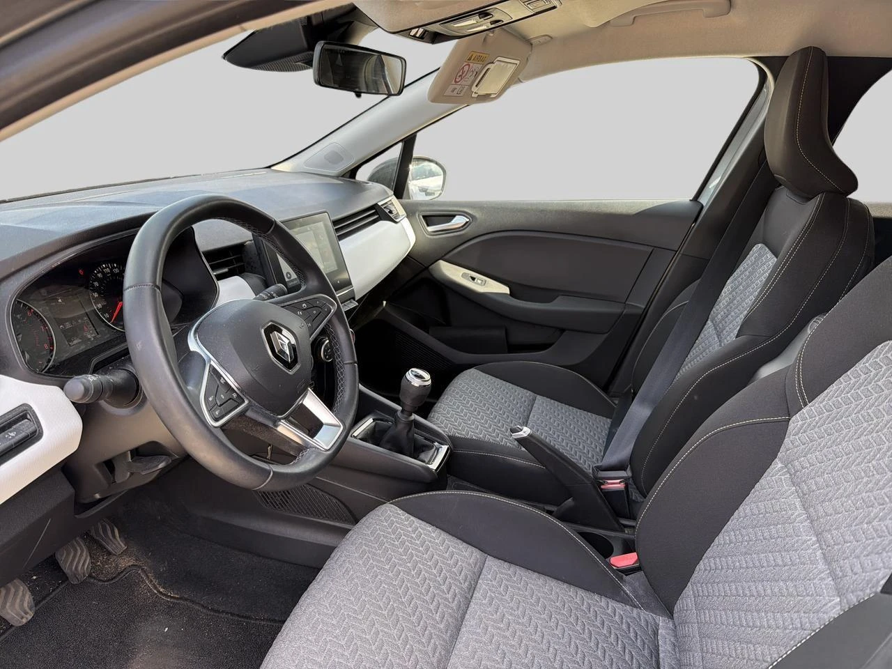 Renault-Clio-image-7