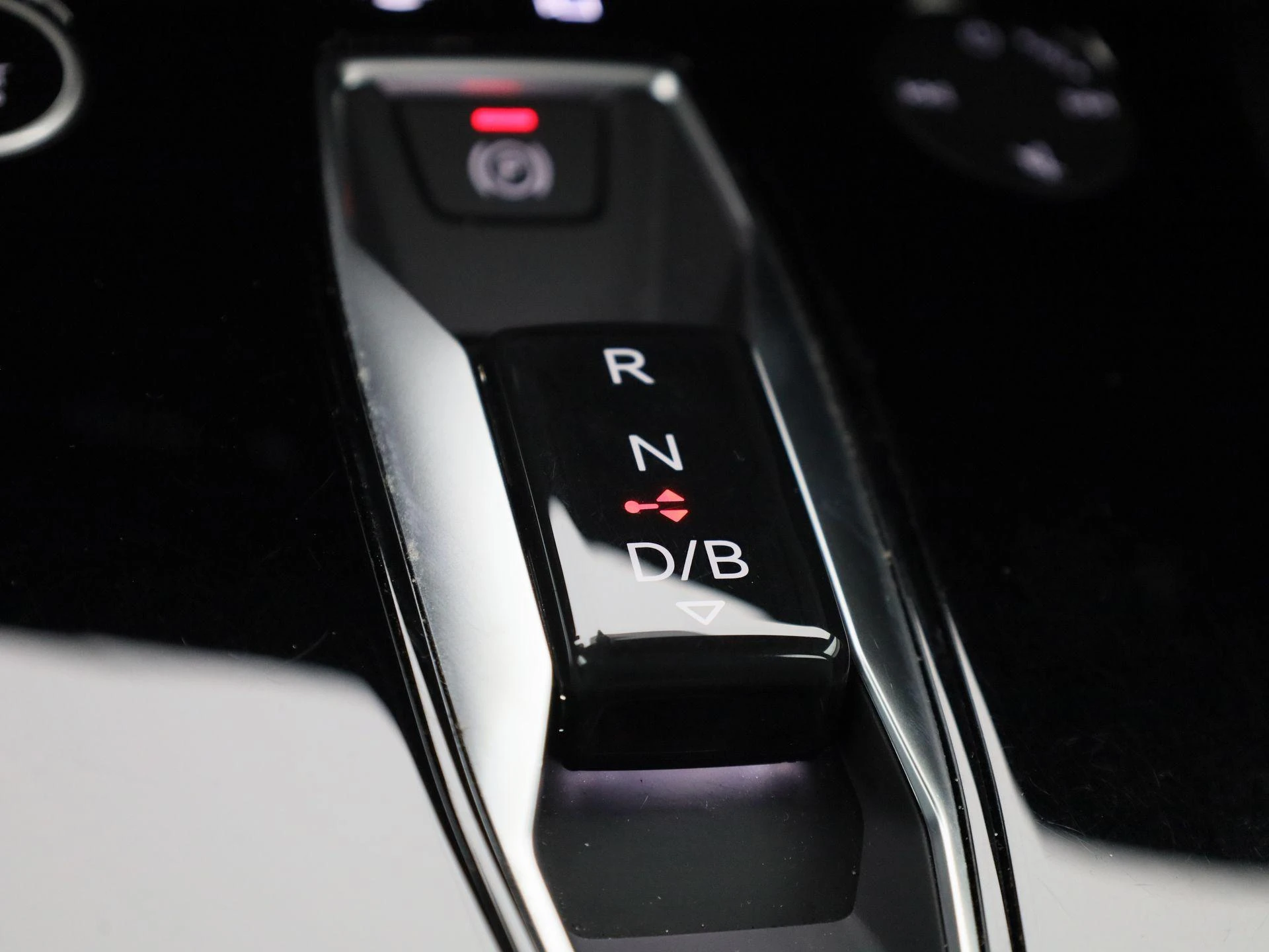 Audi-Q4 e-tron-image-20